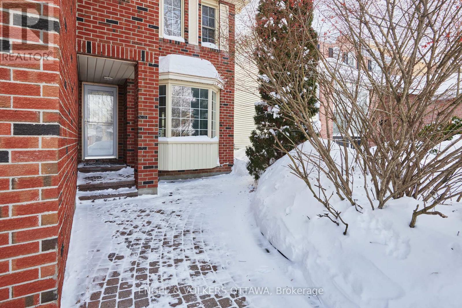 33 Morgan's Grant Way, Ottawa, Ontario  K2K 2G2 - Photo 2 - X11985159