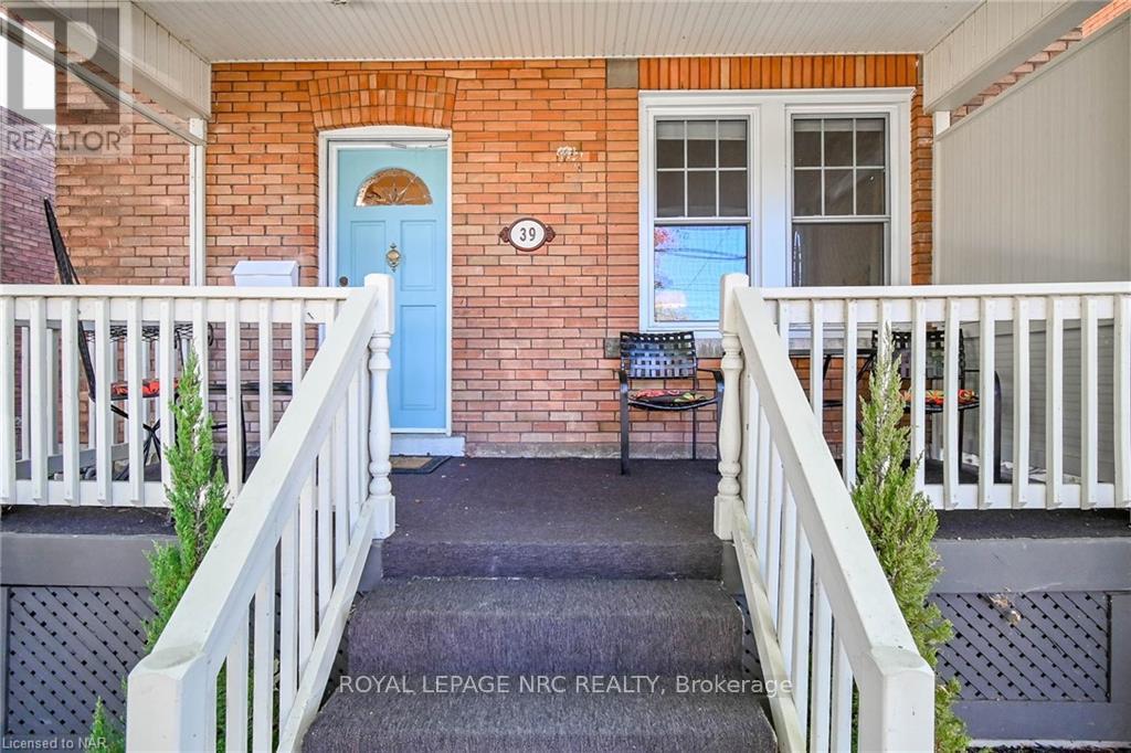 Property at 39 FIELDEN AVENUE image 2