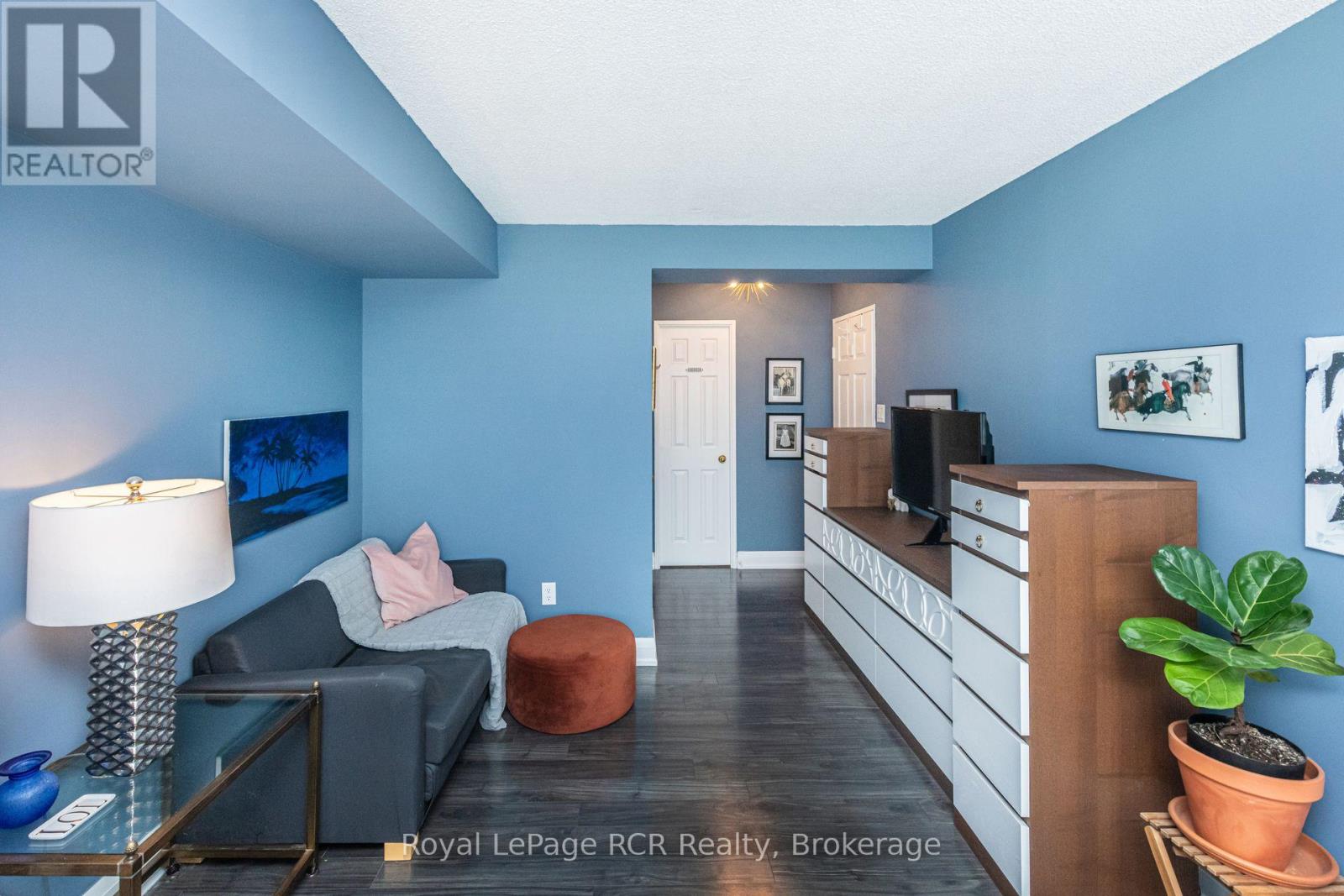 209 - 700 Constellation Drive, Mississauga (Hurontario), Ontario  L5R 3G8 - Photo 17 - W11985202