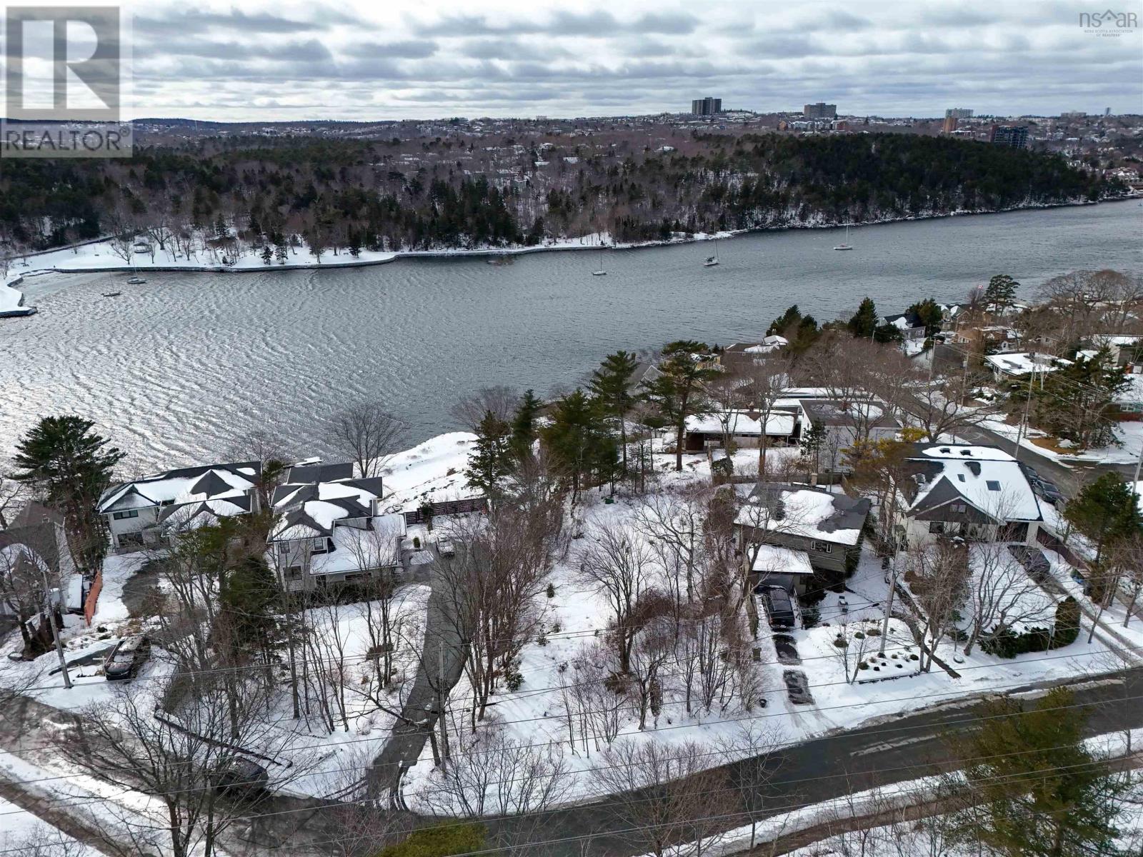 1180 Rockcliffe Street, Halifax, Nova Scotia  B3H 3Y6 - Photo 13 - 202503022