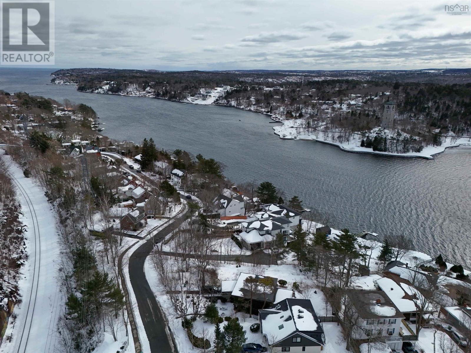 1180 Rockcliffe Street, Halifax, Nova Scotia  B3H 3Y6 - Photo 18 - 202503022