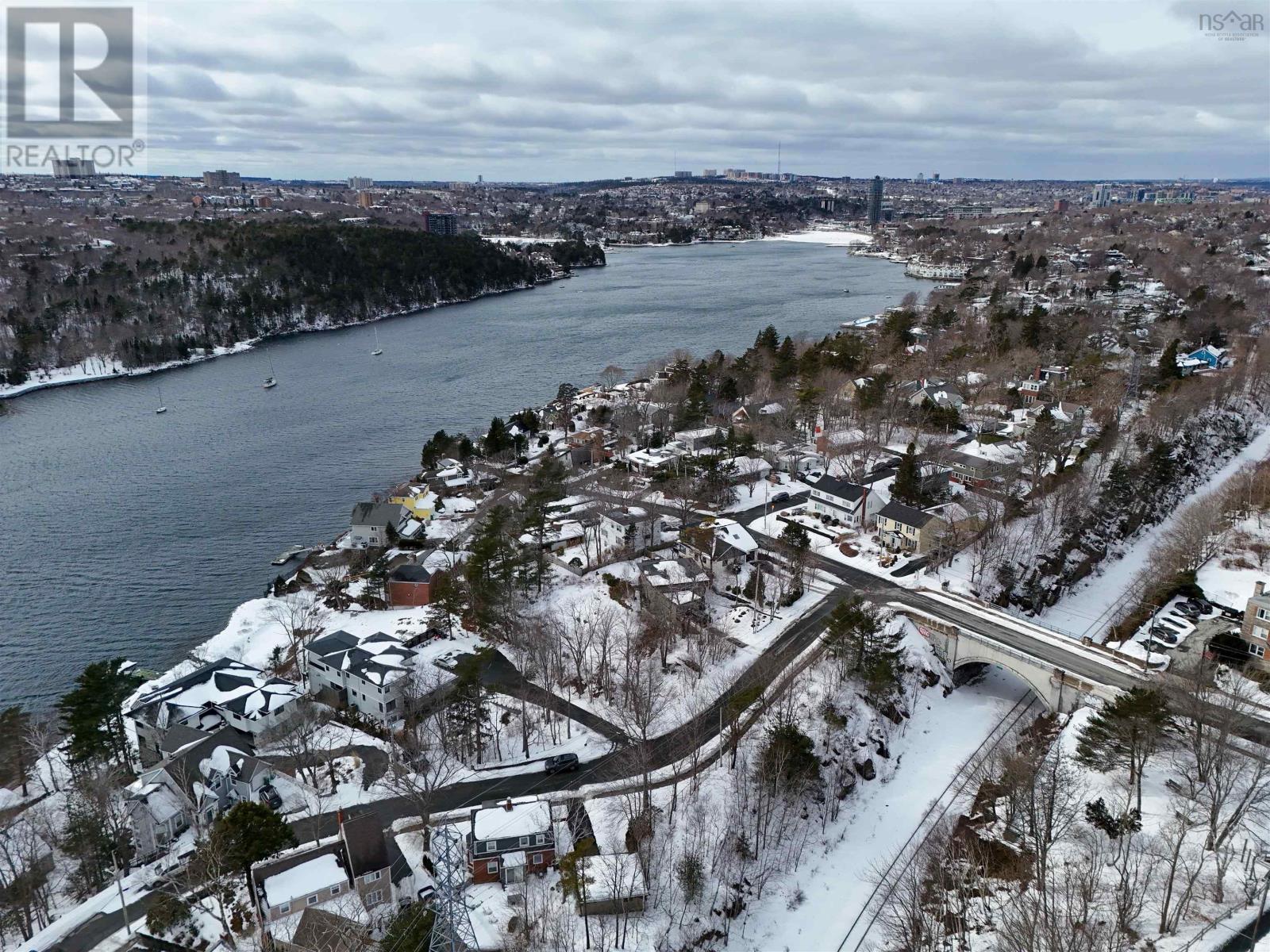 1180 Rockcliffe Street, Halifax, Nova Scotia  B3H 3Y6 - Photo 22 - 202503022