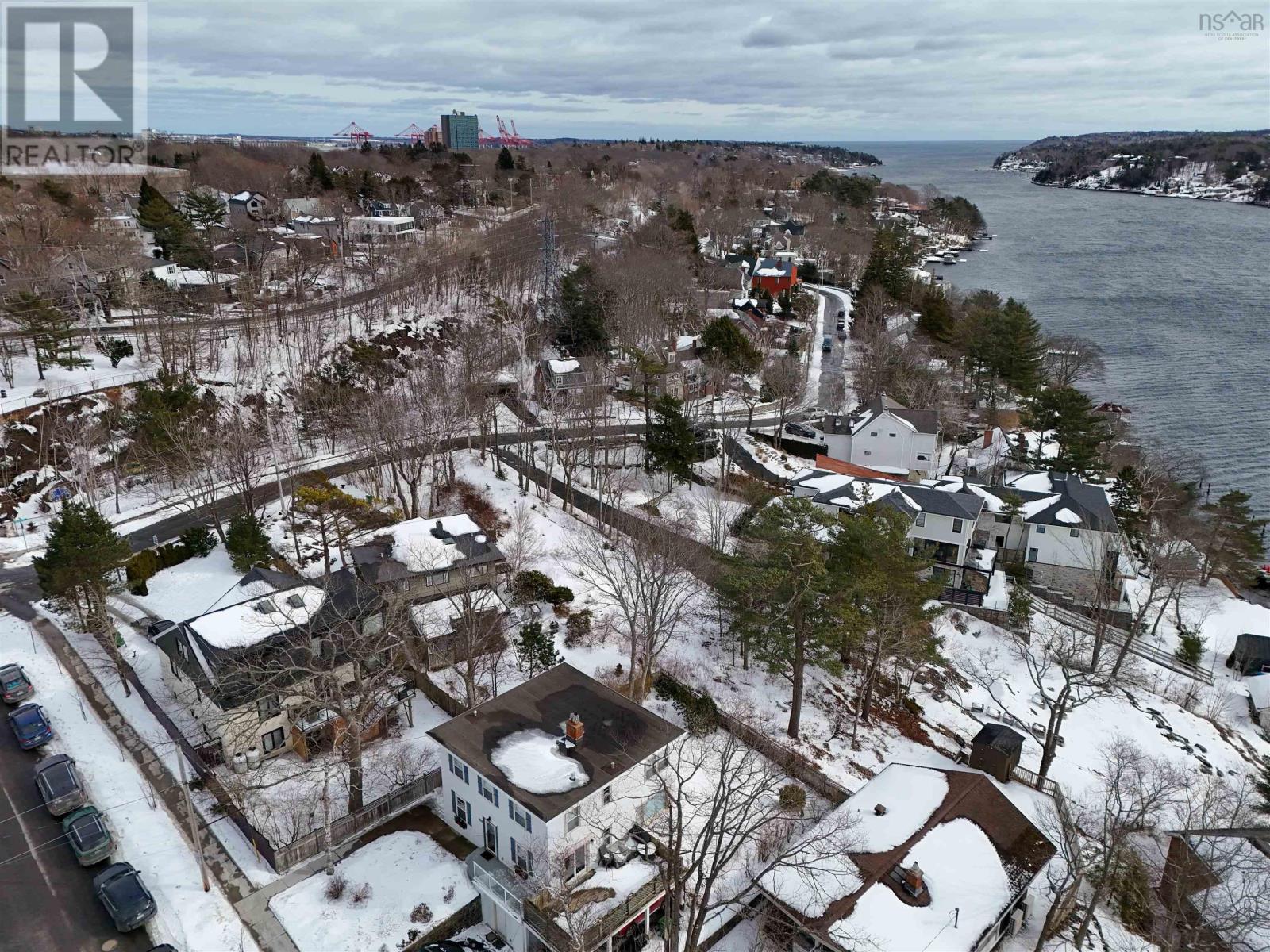 1180 Rockcliffe Street, Halifax, Nova Scotia  B3H 3Y6 - Photo 8 - 202503022