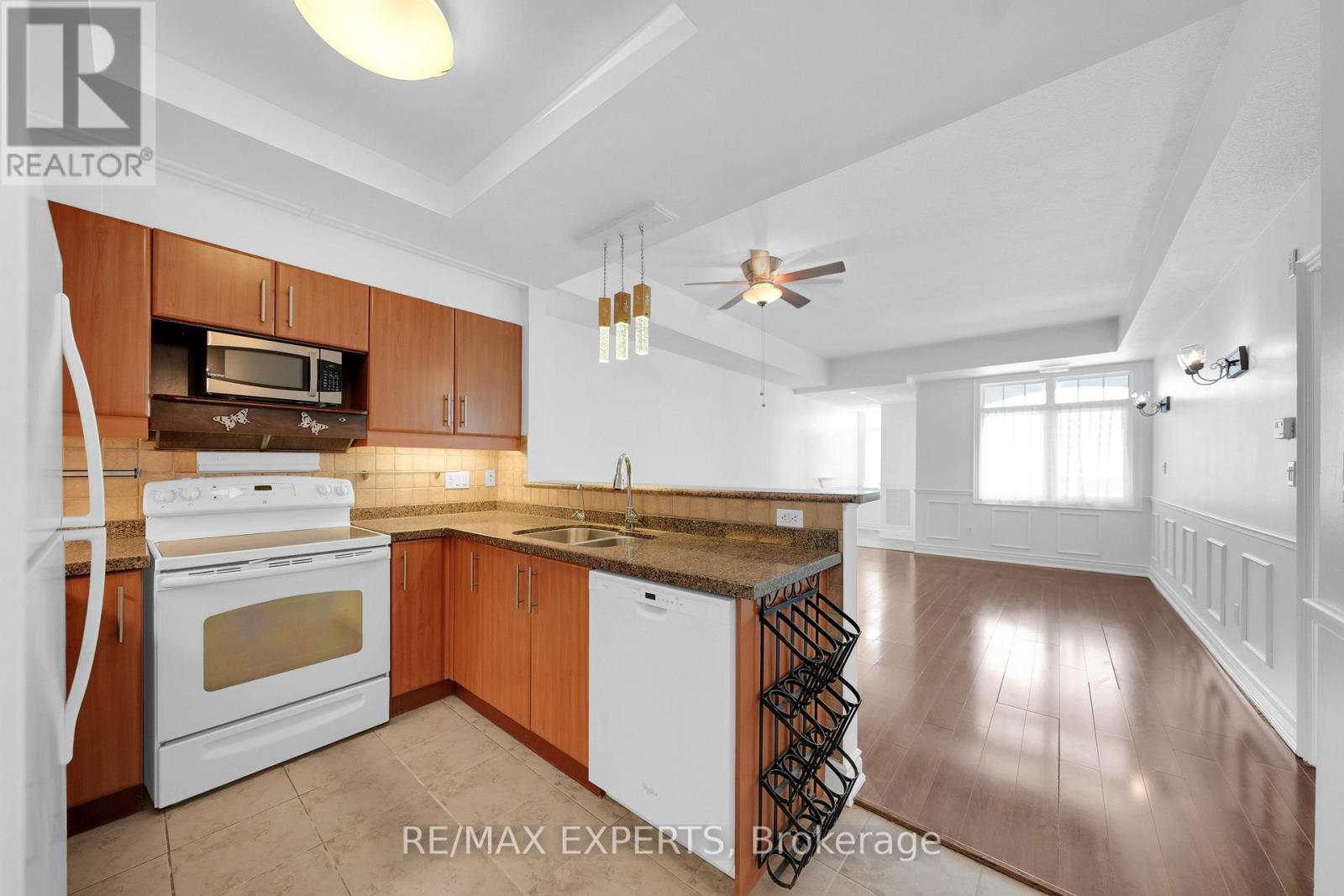 108 - 78 Sunset Boulevard, New Tecumseth, Ontario  L9R 2H5 - Photo 8 - N11985177