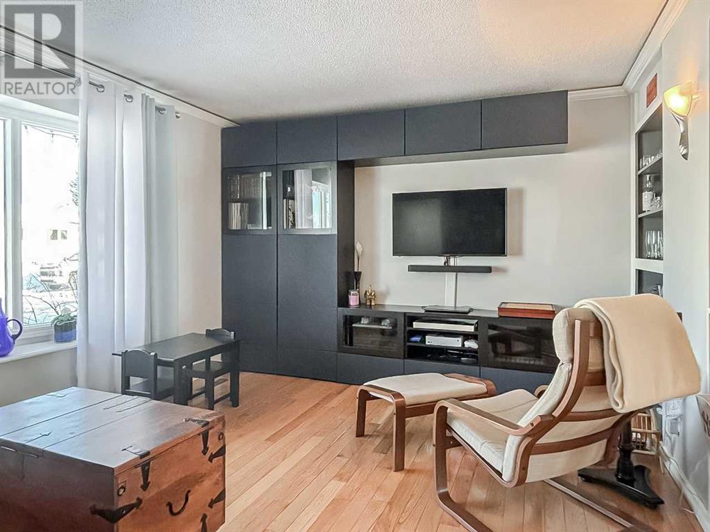 Property at 4806 53 Avenue image 2
