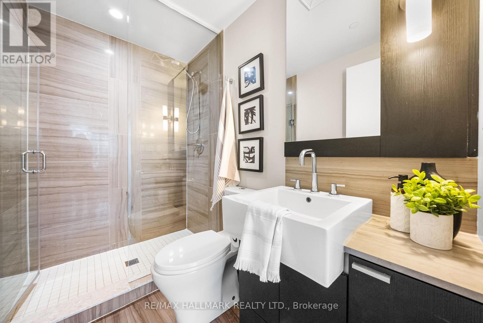 1608 - 88 Blue Jays Way, Toronto (Waterfront Communities), Ontario  M5V 2G3 - Photo 24 - C11957377