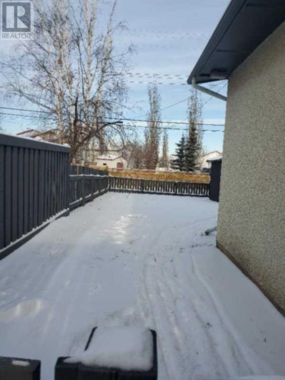 Property at 9222 112 A Avenue image 3