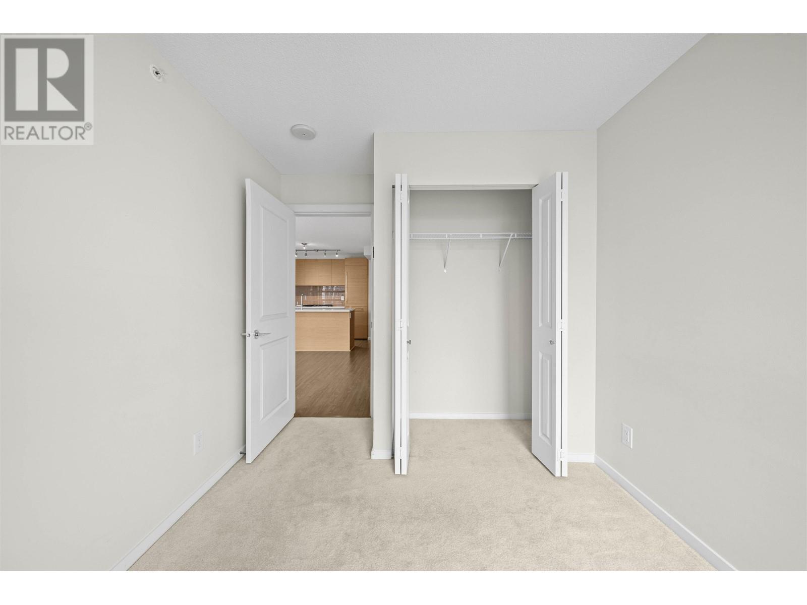 Listing Picture 12 of 35 : 2507 6658 DOW AVENUE, Burnaby / 本拿比 - 魯藝地產 Yvonne Lu Group - MLS Medallion Club Member