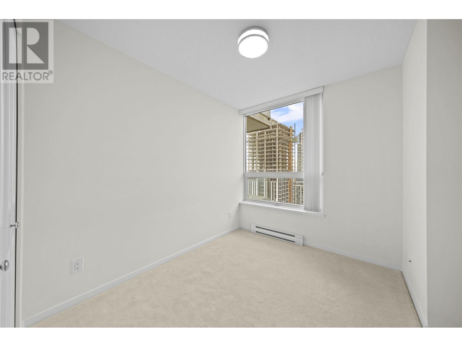 Listing Picture 14 of 35 : 2507 6658 DOW AVENUE, Burnaby / 本拿比 - 魯藝地產 Yvonne Lu Group - MLS Medallion Club Member