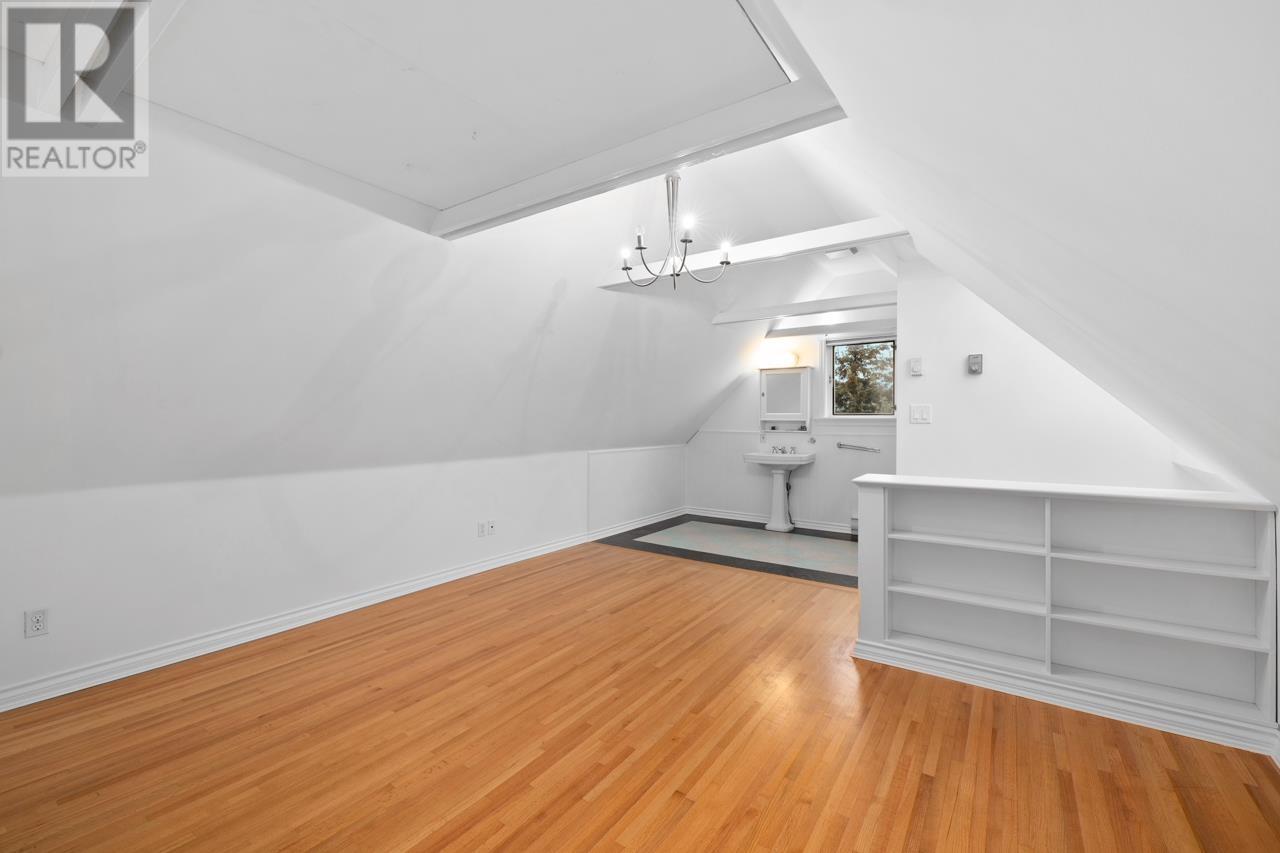 Listing Picture 23 of 32 : 3 451 E PENDER STREET, Vancouver / 溫哥華 - 魯藝地產 Yvonne Lu Group - MLS Medallion Club Member