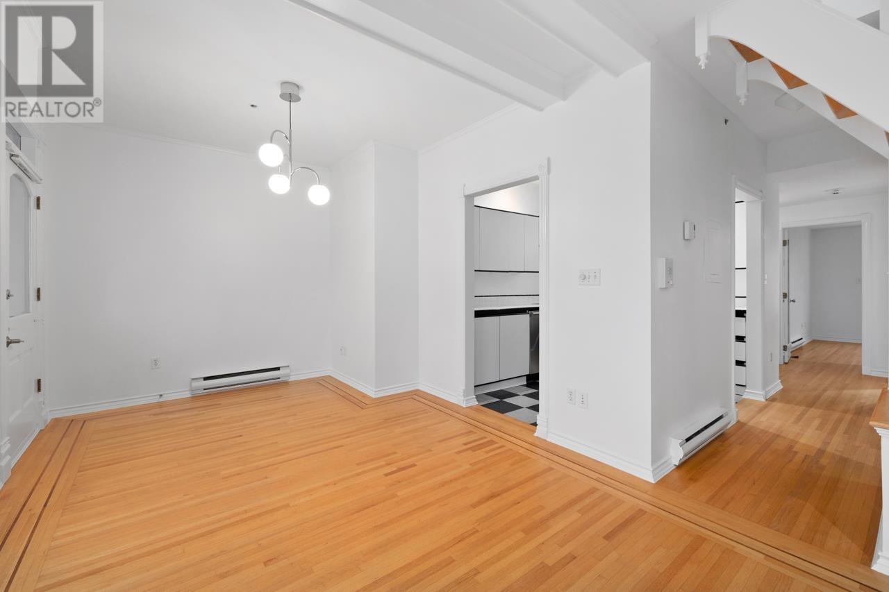 Listing Picture 9 of 32 : 3 451 E PENDER STREET, Vancouver / 溫哥華 - 魯藝地產 Yvonne Lu Group - MLS Medallion Club Member