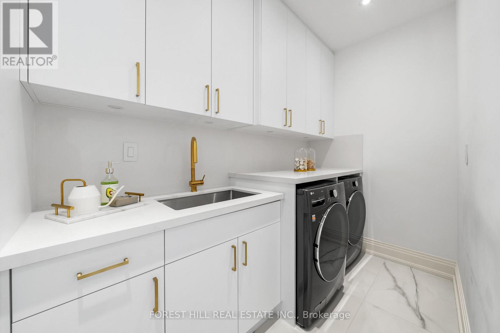 390 Kerrybrook Drive, Richmond Hill, Ontario  L4C 3R1 - Photo 27 - N11985320