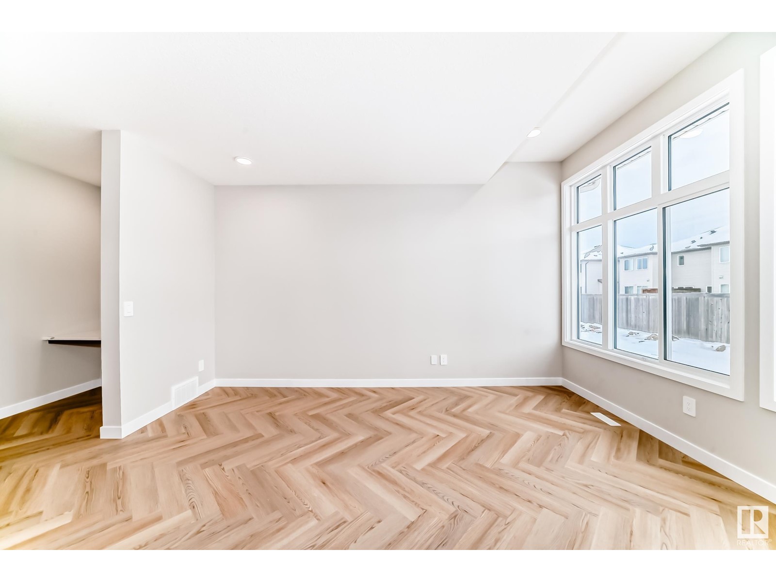 Property at 4231 206 ST NW image 2