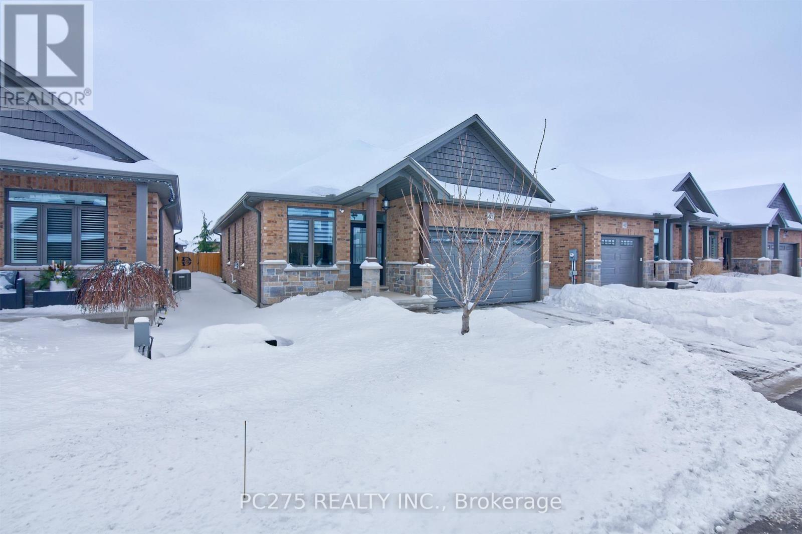 Property at 41 - 159 COLLINS WAY image 3