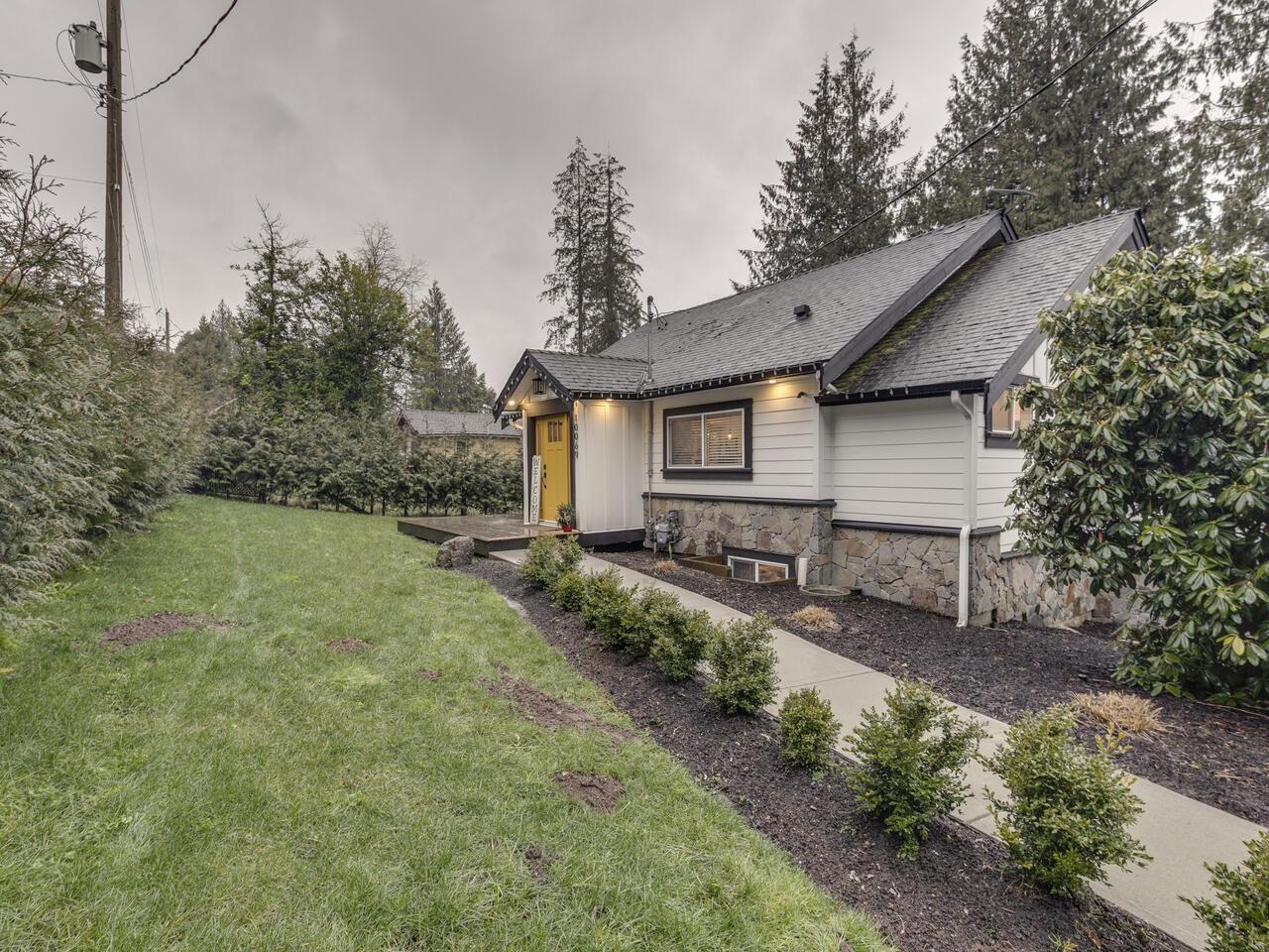 Property at 10069 WOLFE STREET image 2