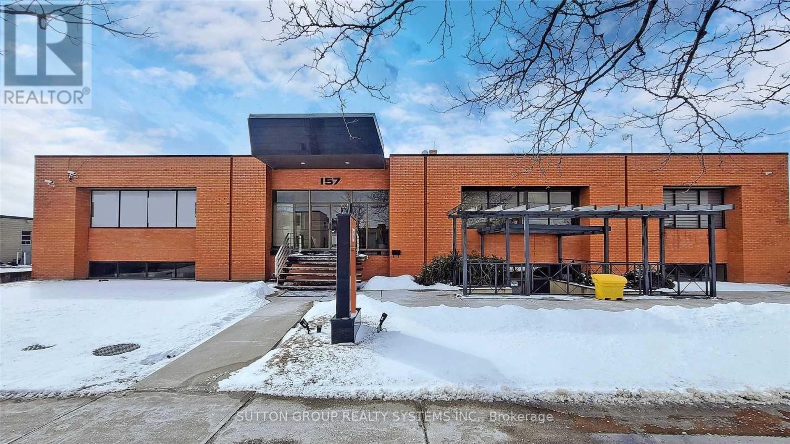 157 Toryork Drive, Toronto, Ontario  M9L 1X9 - Photo 25 - W11985396