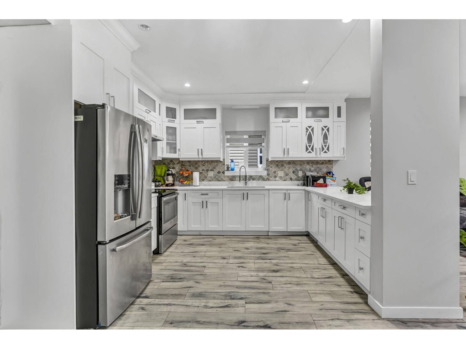 12375 80a Avenue, Surrey, British Columbia  V3W 3X8 - Photo 5 - R2967183