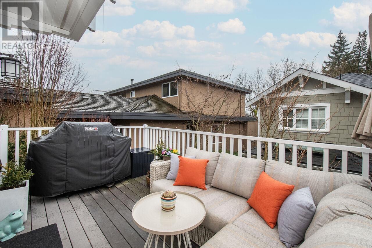 1421 Gordon Avenue, West Vancouver, British Columbia  V7T 1R5 - Photo 10 - R2968233