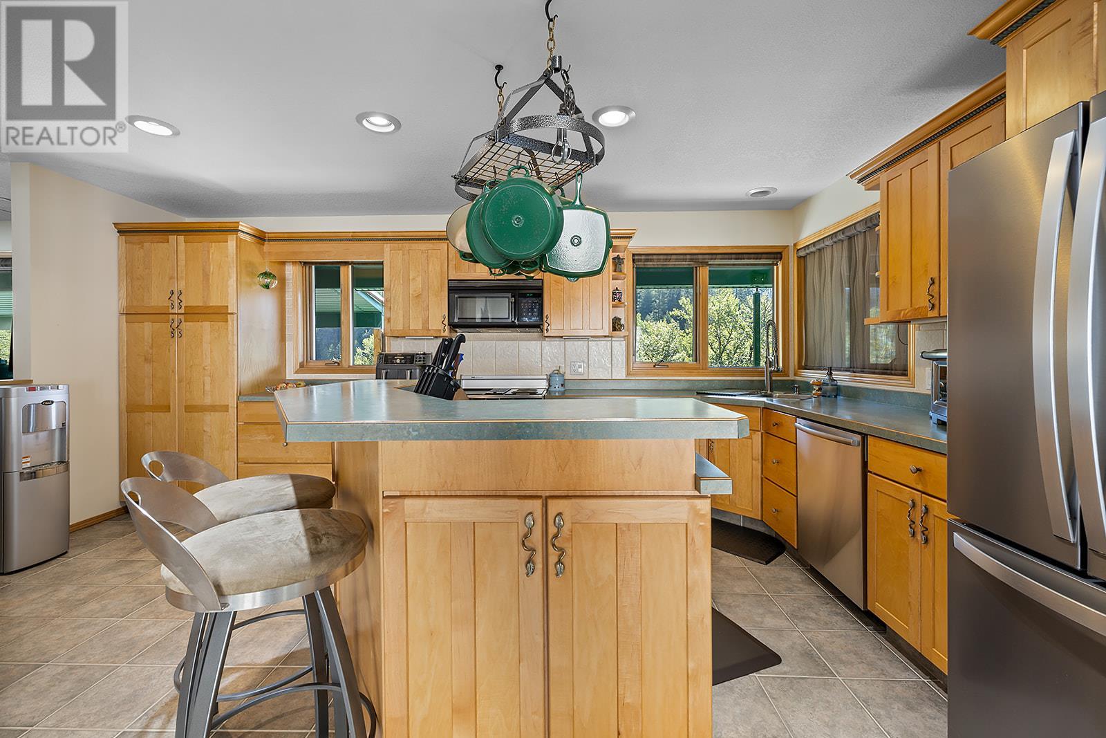 3823 Goat Canyon Road, Creston, British Columbia  V0B 1G9 - Photo 4 - 10335750