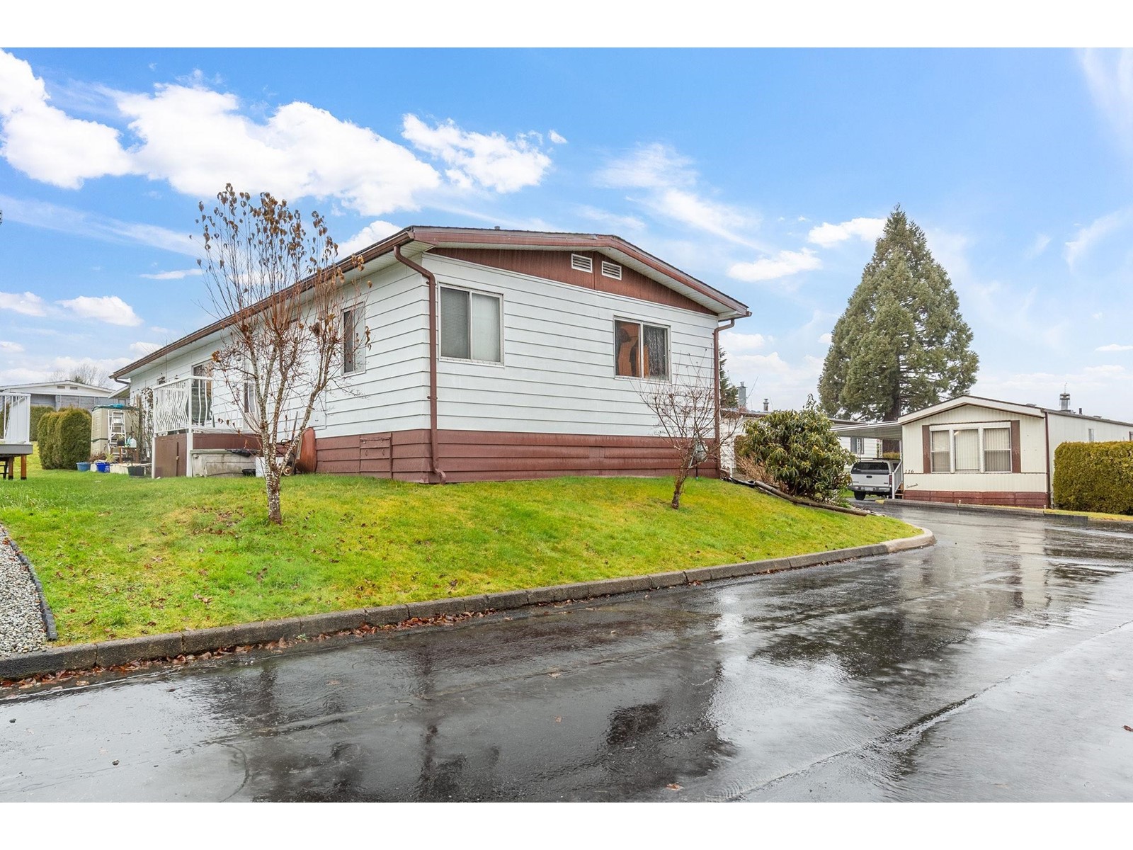 131 8234 134 Street, Surrey, British Columbia  V3W 4V1 - Photo 36 - R2968580