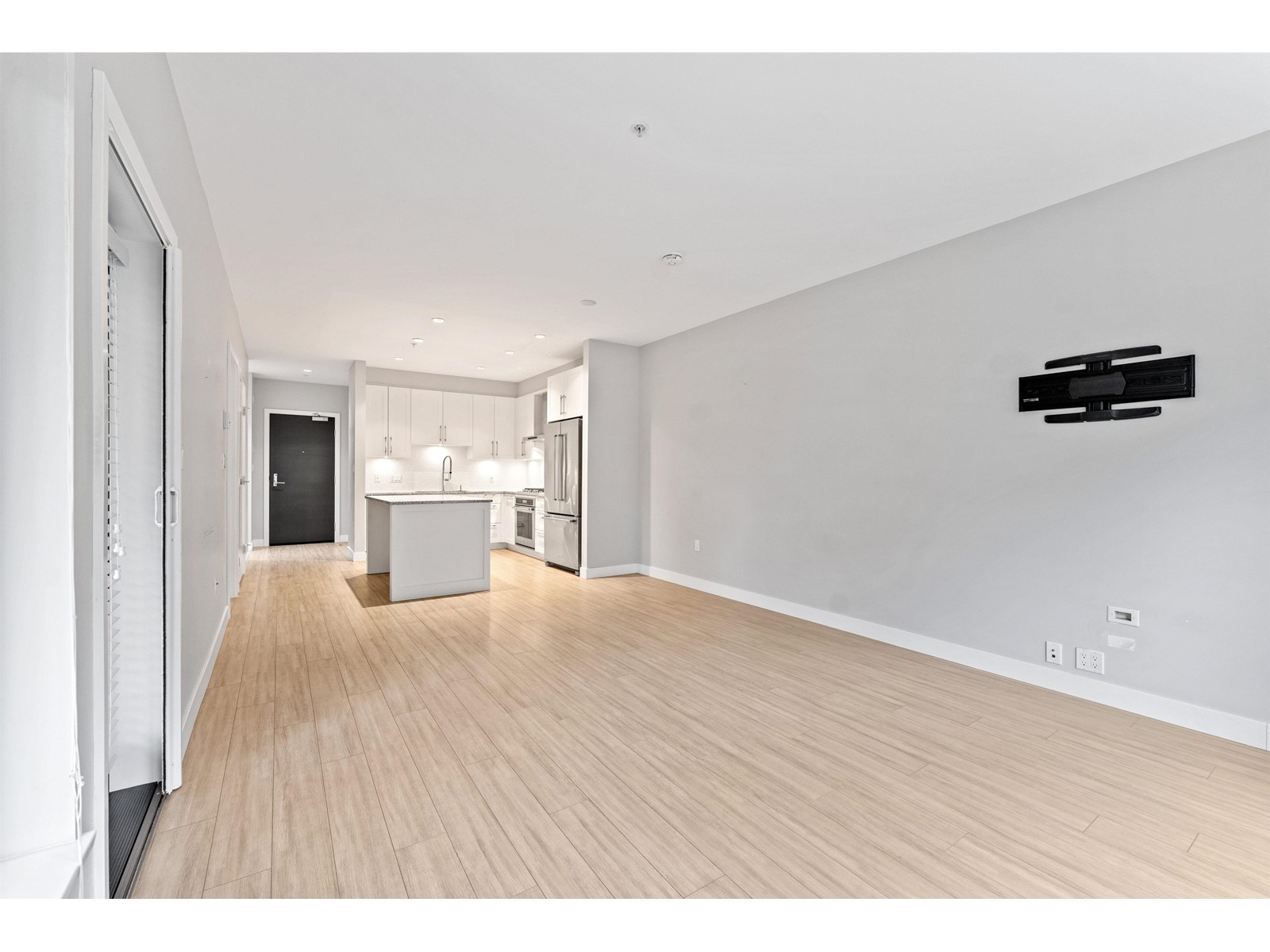 205 1975 154 Street, Surrey, British Columbia  V4A 4S2 - Photo 11 - R2969046