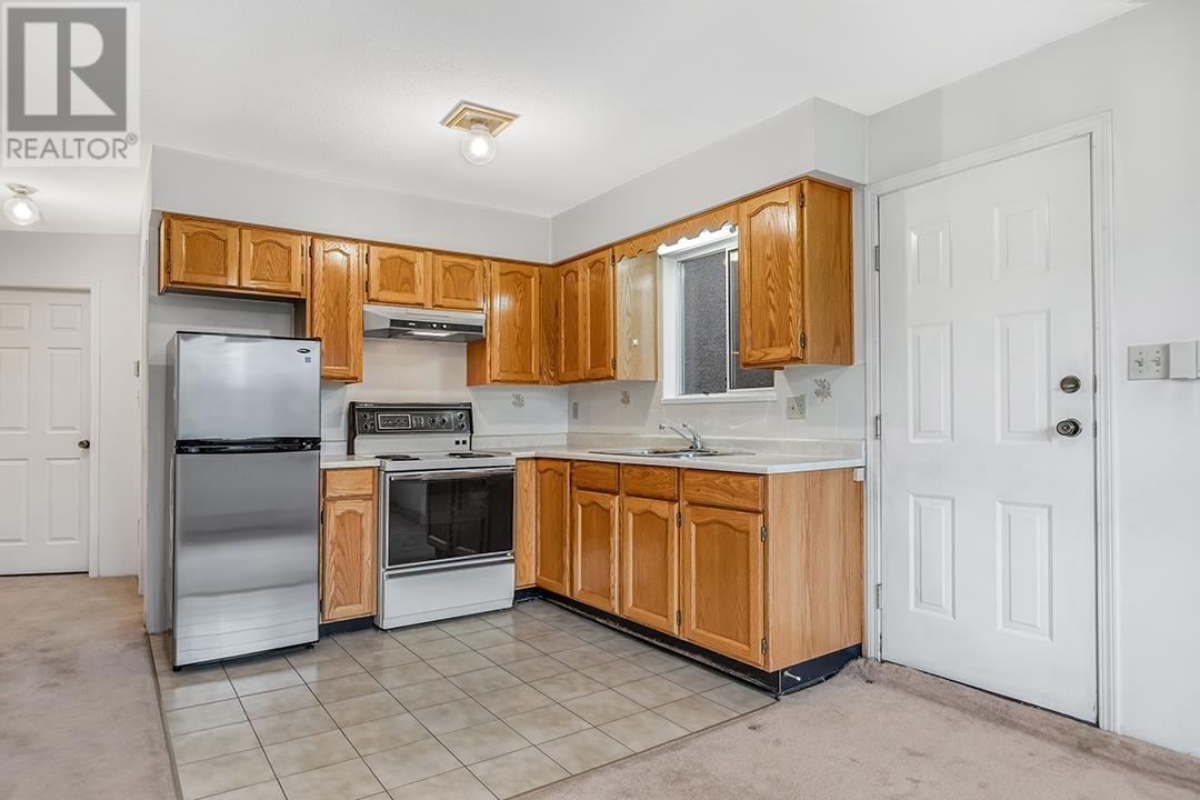 Listing Picture 20 of 25 : 68 W 27TH AVENUE, Vancouver / 溫哥華 - 魯藝地產 Yvonne Lu Group - MLS Medallion Club Member