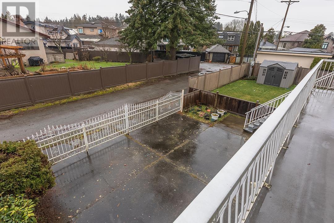 Listing Picture 24 of 25 : 68 W 27TH AVENUE, Vancouver / 溫哥華 - 魯藝地產 Yvonne Lu Group - MLS Medallion Club Member