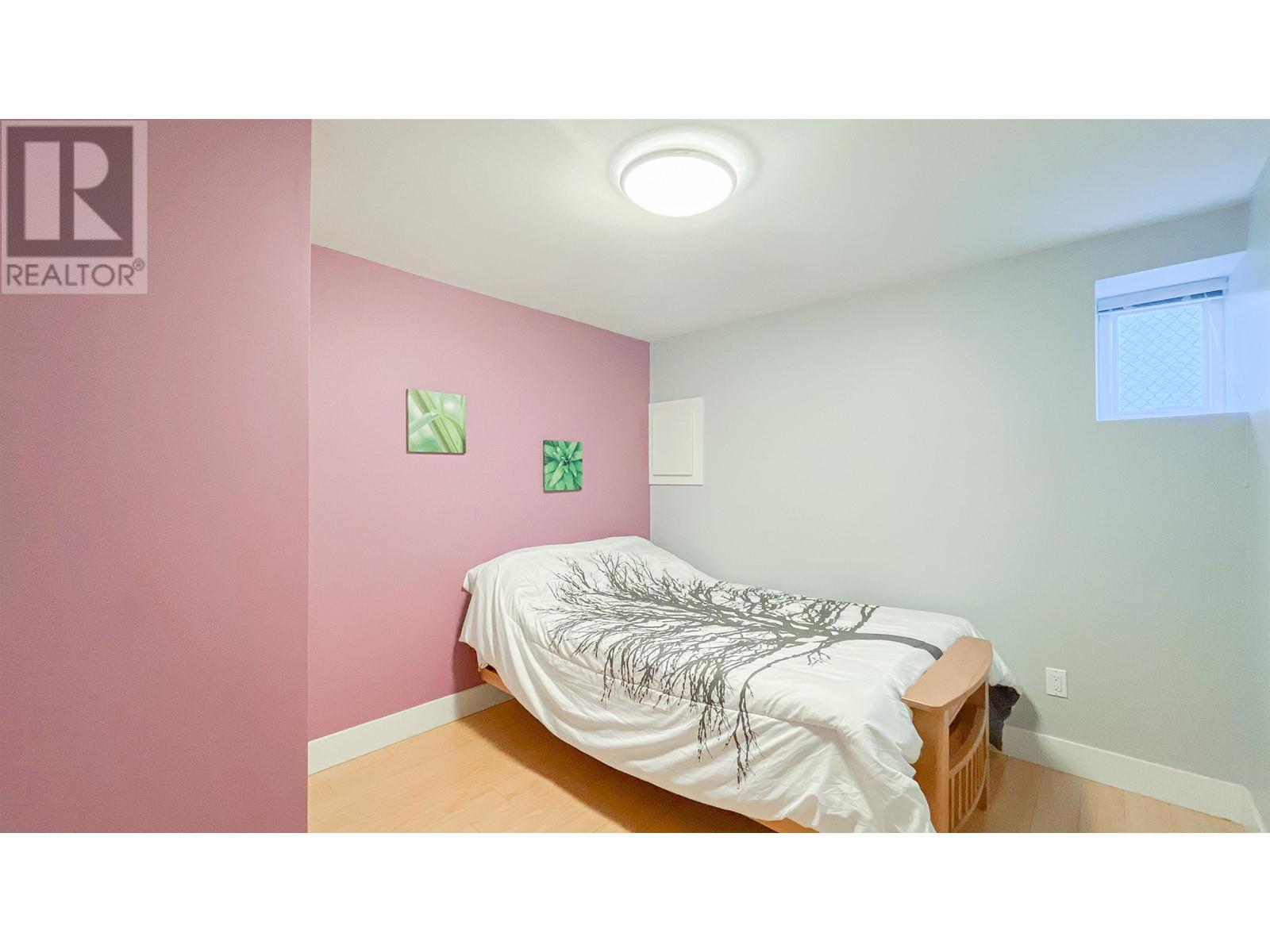 Listing Picture 17 of 21 : 5150 BOUNDARY ROAD, Burnaby / 本拿比 - 魯藝地產 Yvonne Lu Group - MLS Medallion Club Member