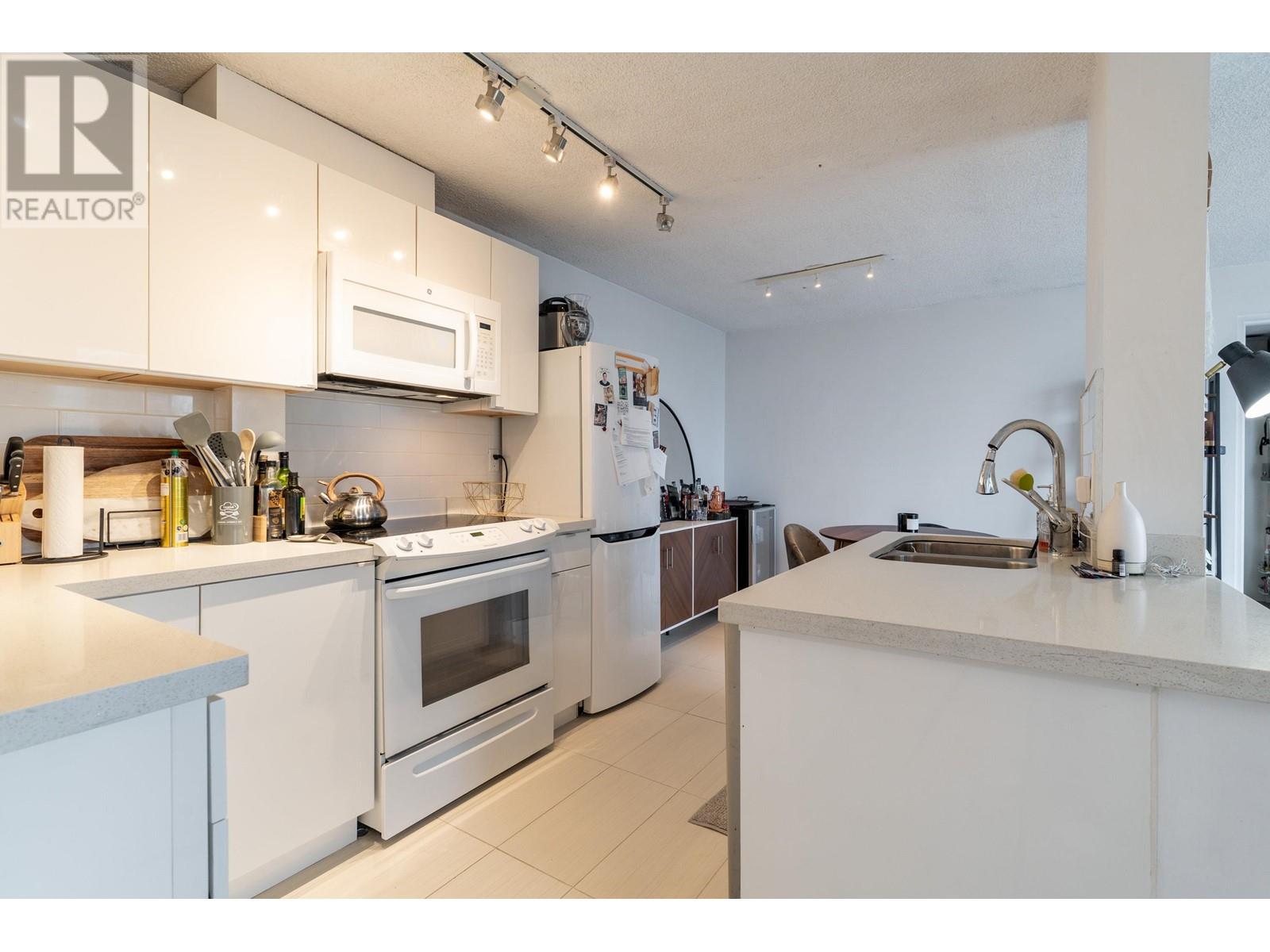 702 1080 Pacific Street, Vancouver, British Columbia  V6E 4C2 - Photo 7 - R2964915