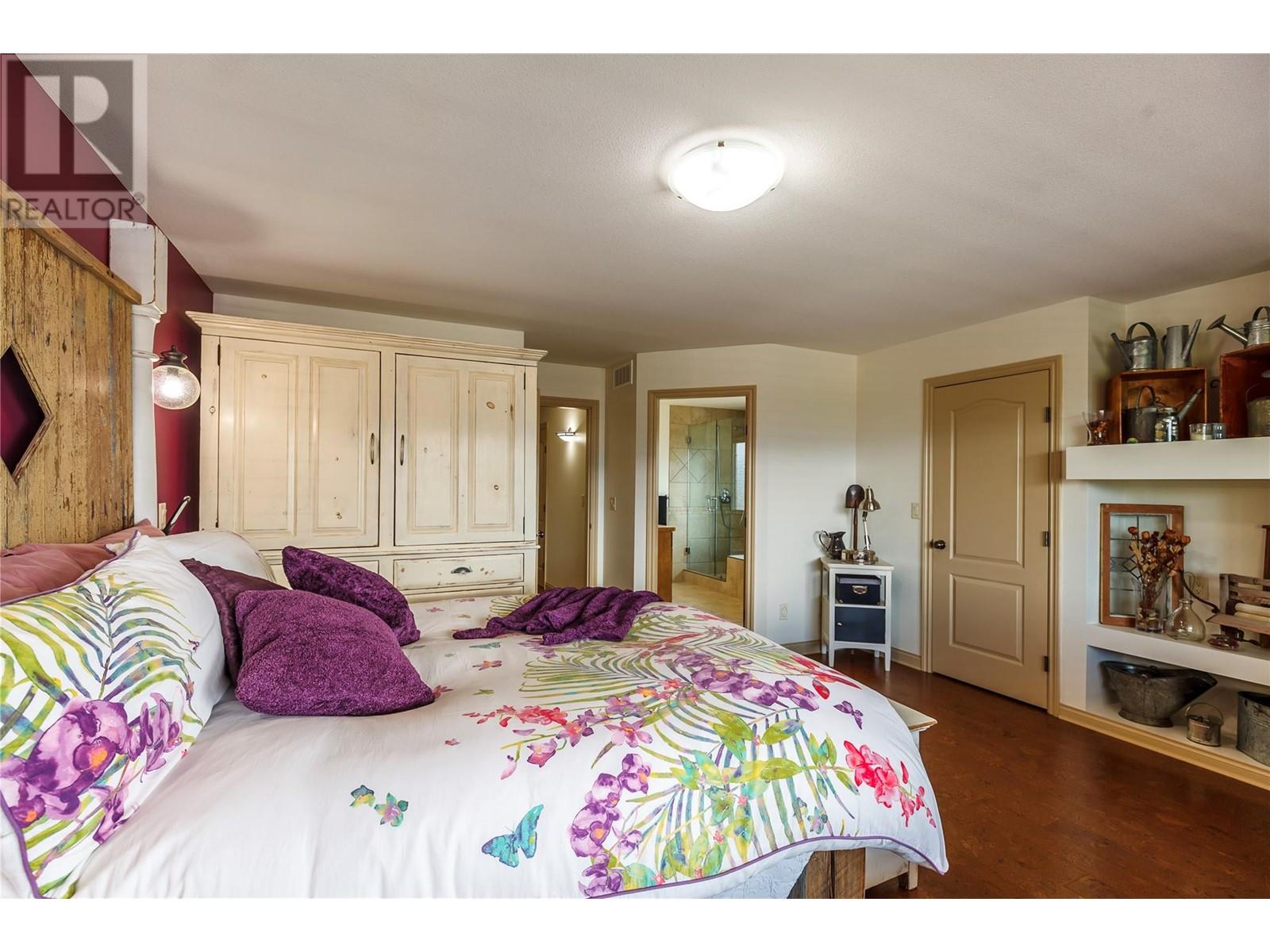 Property at 1377 Kendra Court image 3