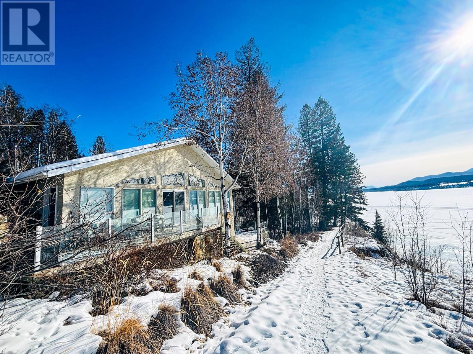 2000 Indian Beach Road Unit# 153, Windermere, British Columbia