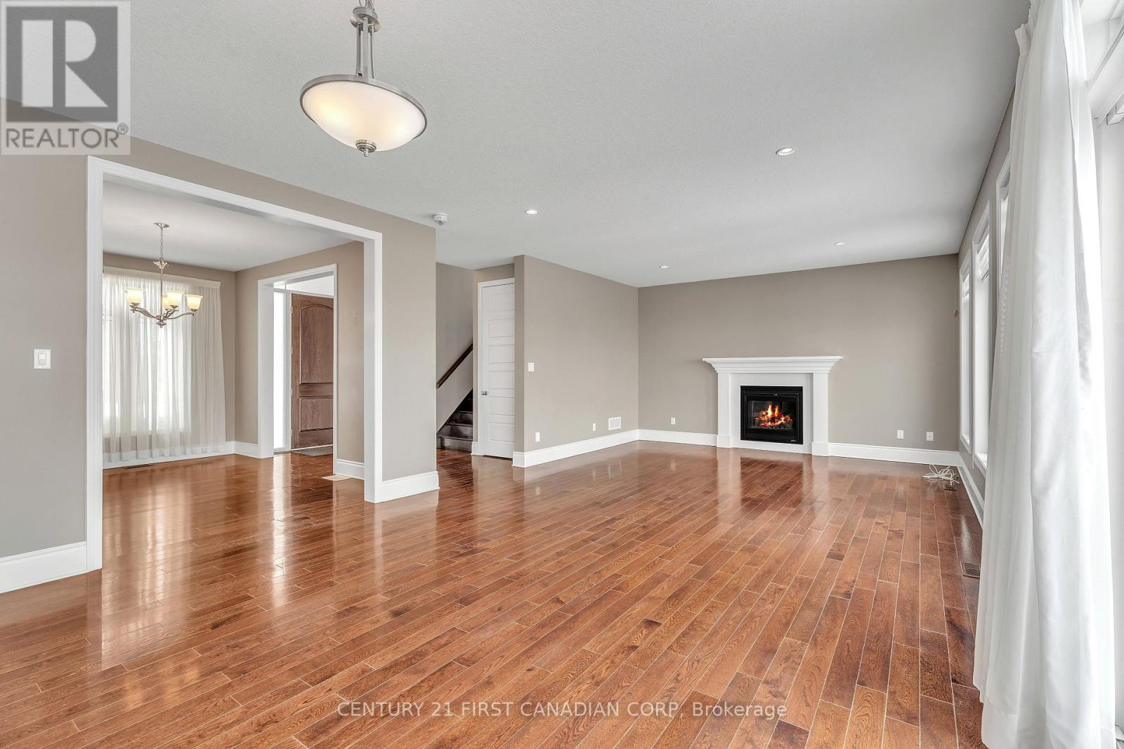 Photo 16 of 41 for 2258 Dauncey Crescent