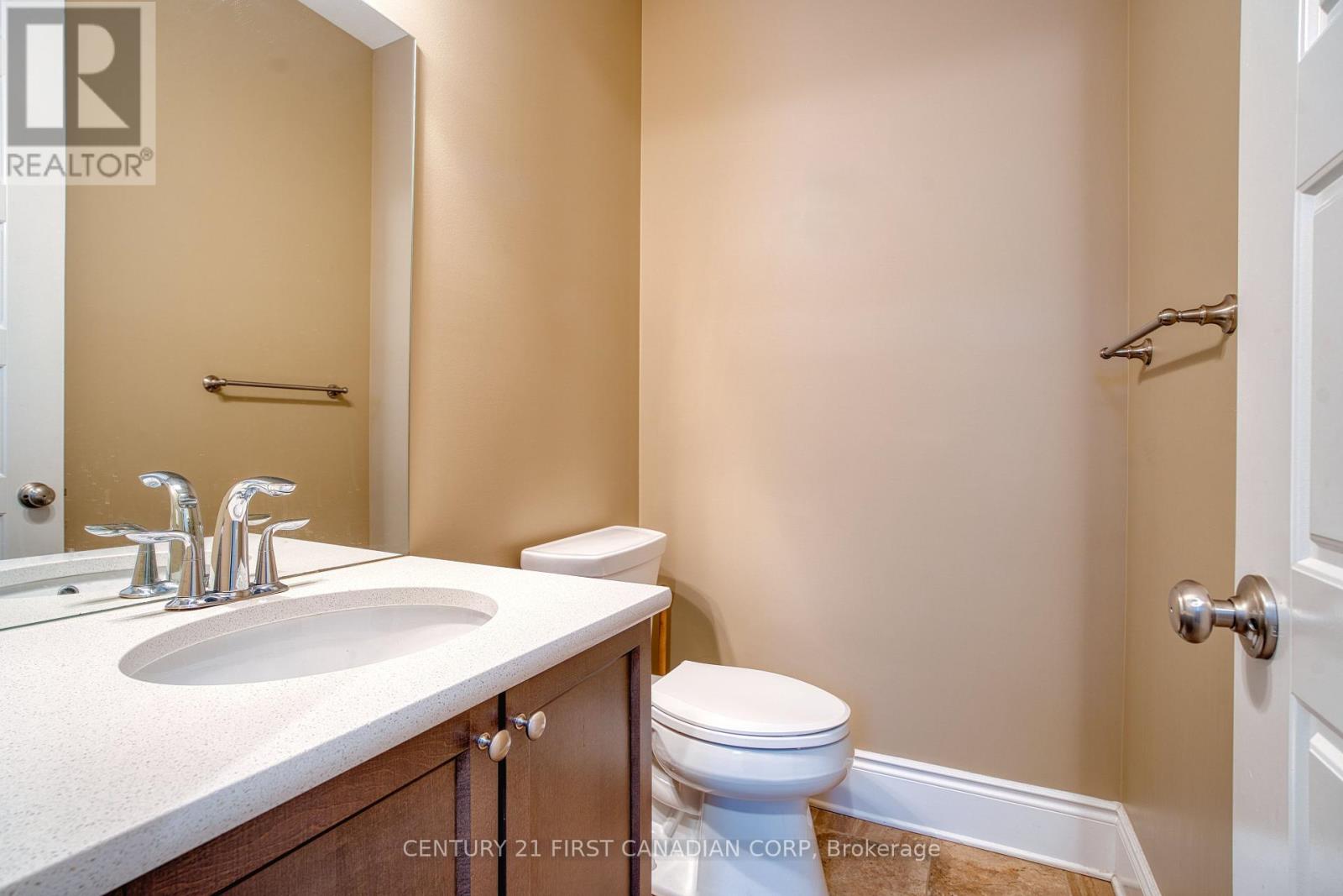 Photo 19 of 41 for 2258 Dauncey Crescent