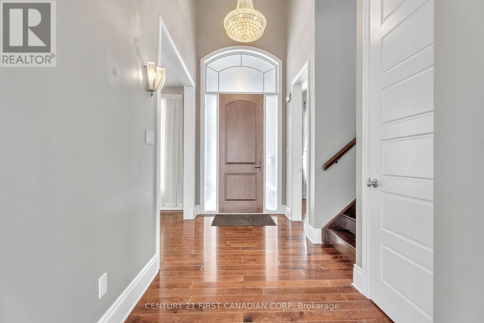 Photo 5 of 41 for 2258 Dauncey Crescent