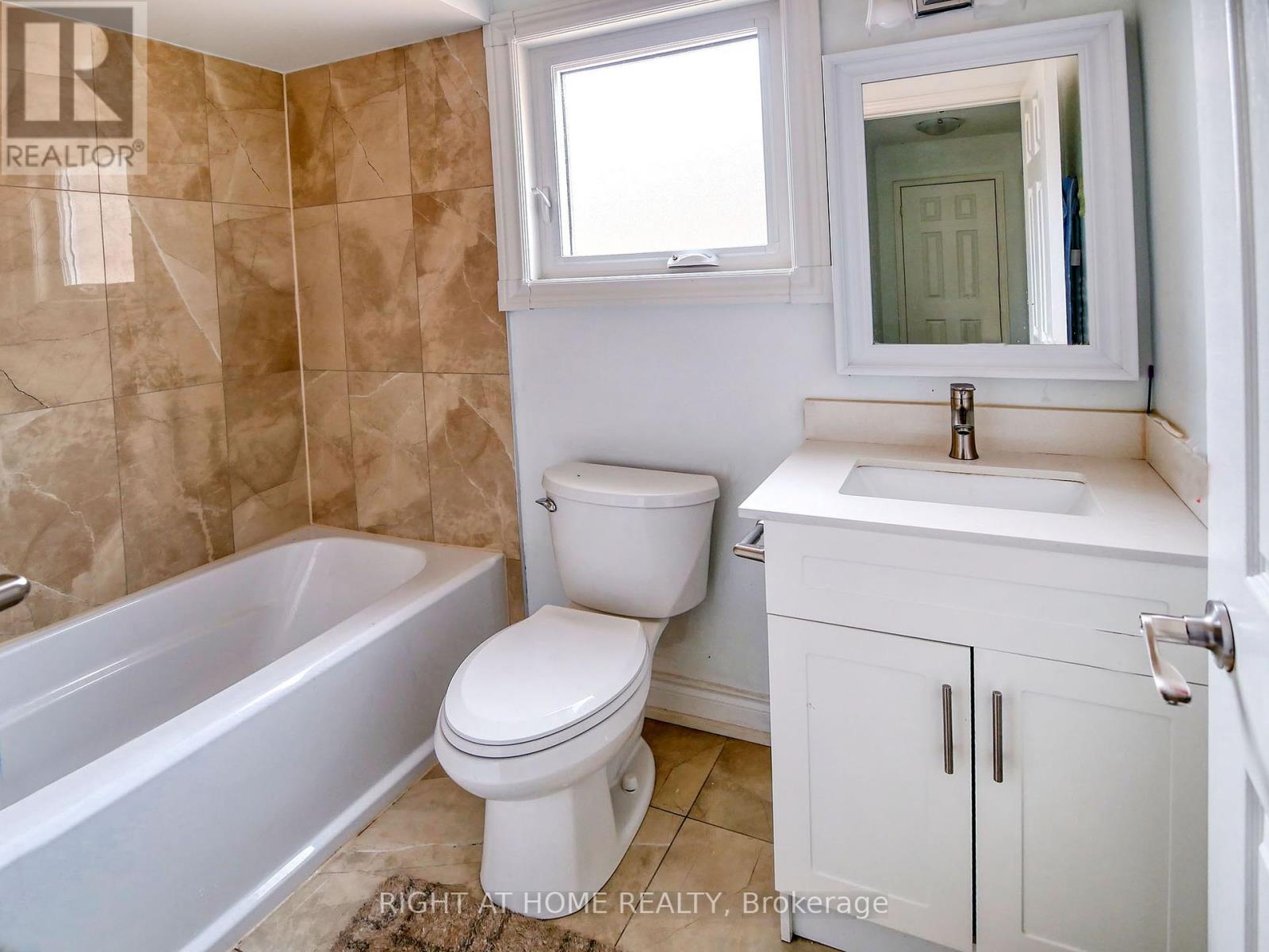 79 Fieldnest Crescent, Whitby, Ontario  L1R 1Z7 - Photo 10 - E11979139