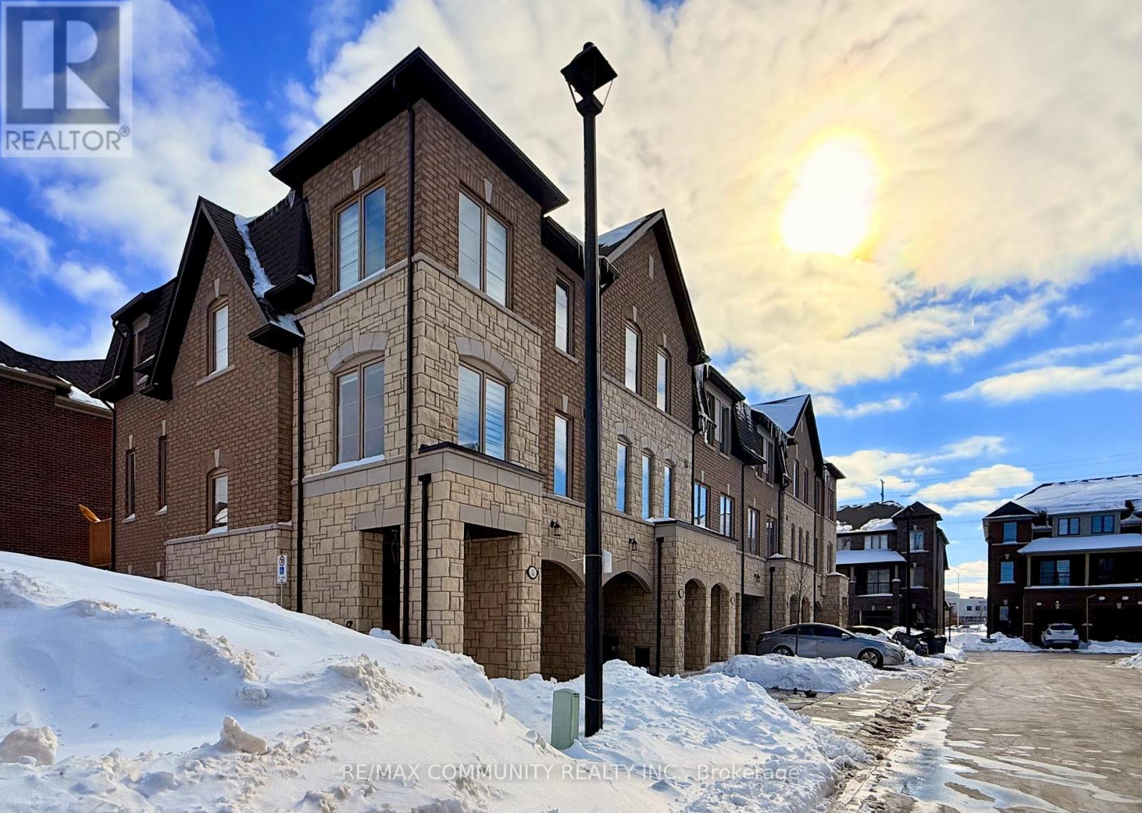 Property at 13 ARCOLA STREET image 1