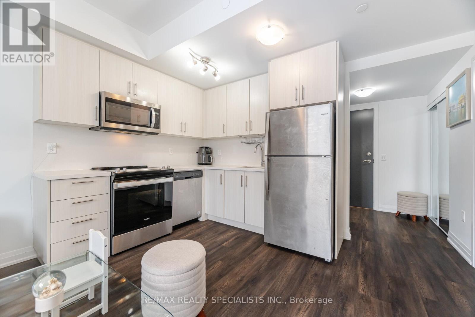 222-95 Attmar Drive, Brampton, Ontario  L6P 0Y6 - Photo 11 - W11985657