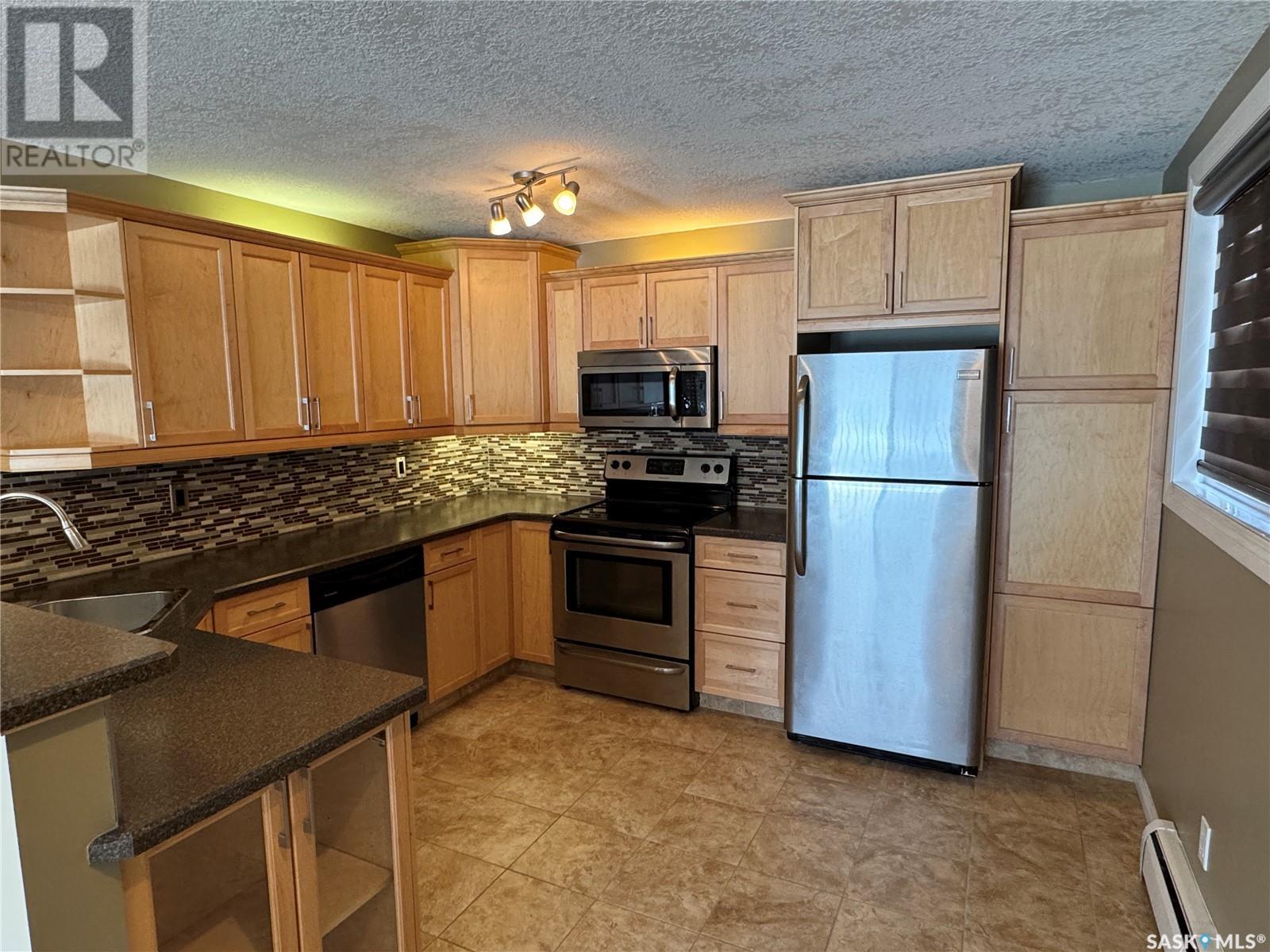 Property at 1 15 Coventry ROAD image 1