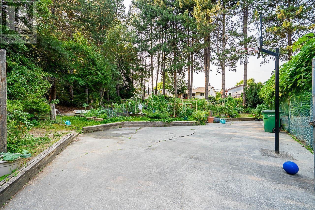 Listing Picture 17 of 28 : 417 4373 HALIFAX STREET, Burnaby / 本拿比 - 魯藝地產 Yvonne Lu Group - MLS Medallion Club Member
