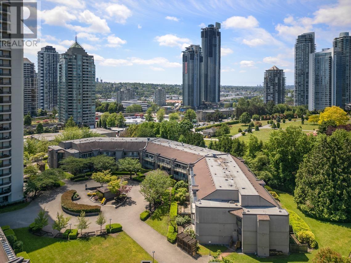 Listing Picture 21 of 28 : 417 4373 HALIFAX STREET, Burnaby / 本拿比 - 魯藝地產 Yvonne Lu Group - MLS Medallion Club Member