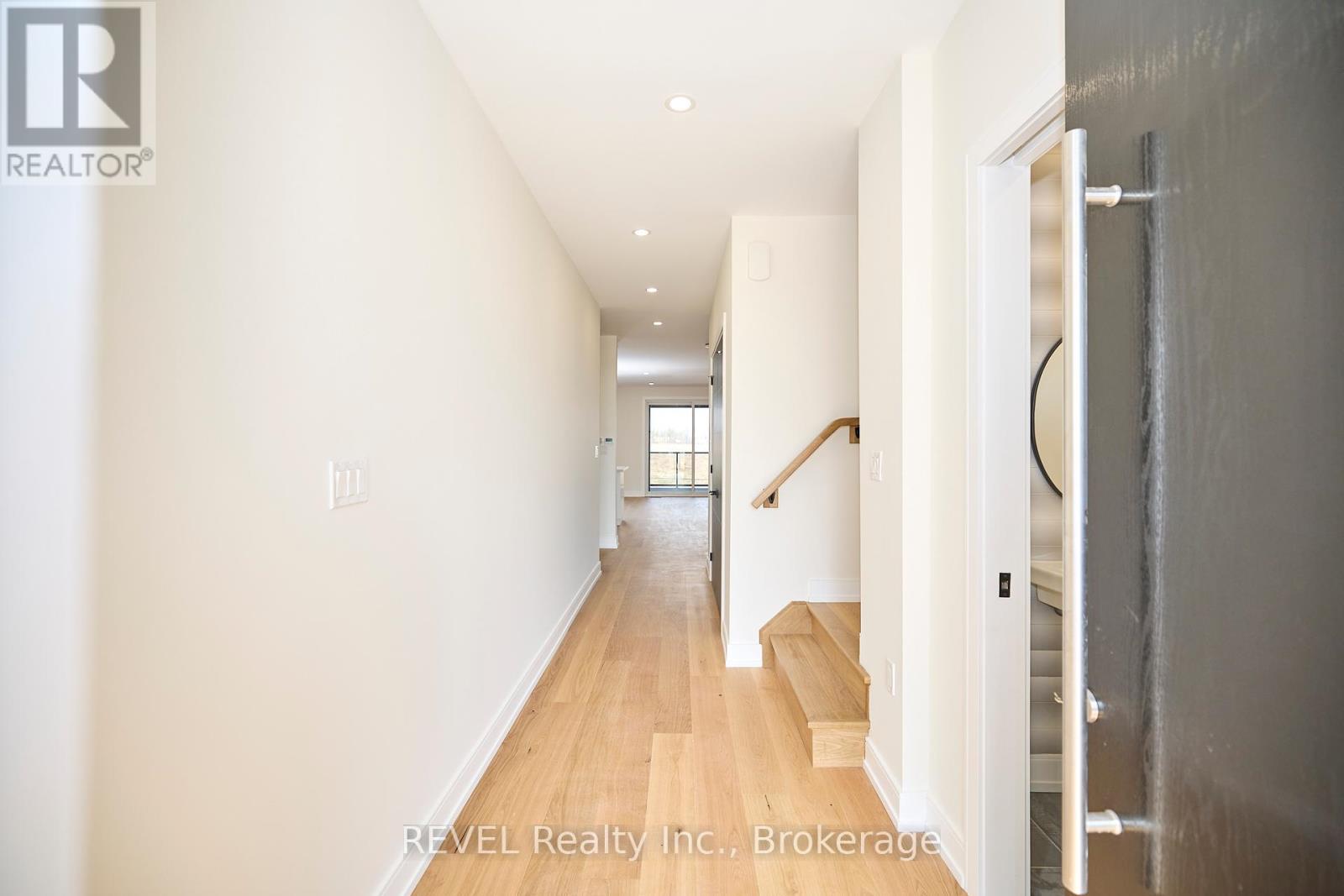 Property at 95 PORT ROBINSON ROAD image 4