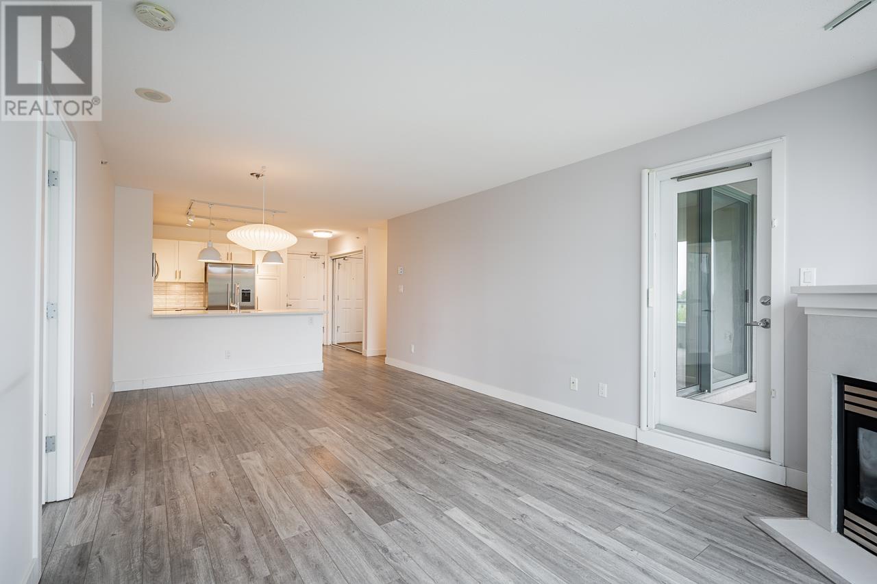 Listing Picture 11 of 40 : 705 4380 HALIFAX STREET, Burnaby / 本拿比 - 魯藝地產 Yvonne Lu Group - MLS Medallion Club Member