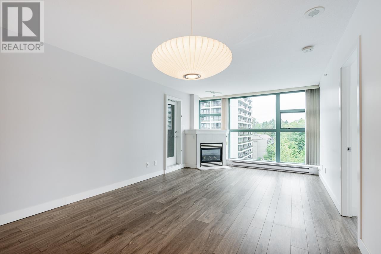 Listing Picture 12 of 40 : 705 4380 HALIFAX STREET, Burnaby / 本拿比 - 魯藝地產 Yvonne Lu Group - MLS Medallion Club Member