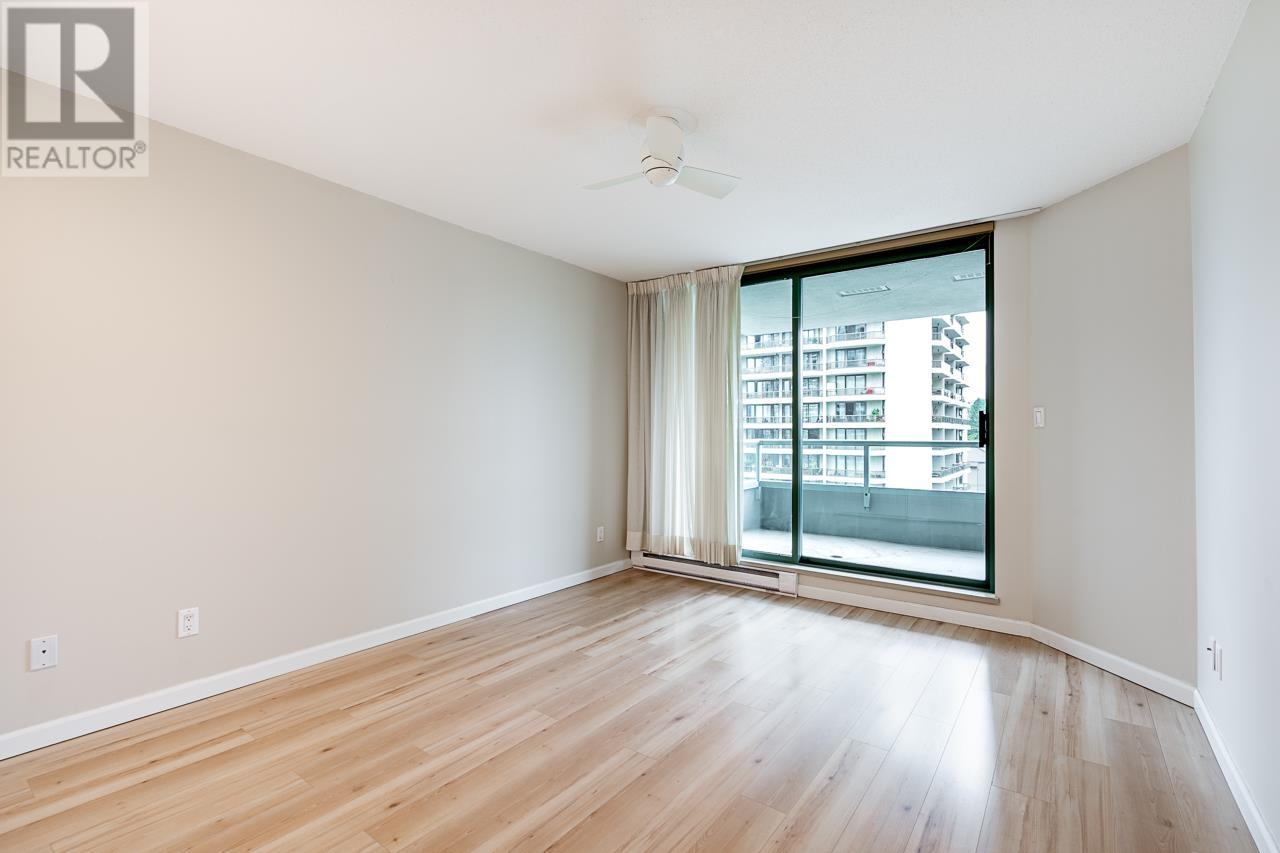 Listing Picture 24 of 40 : 705 4380 HALIFAX STREET, Burnaby / 本拿比 - 魯藝地產 Yvonne Lu Group - MLS Medallion Club Member