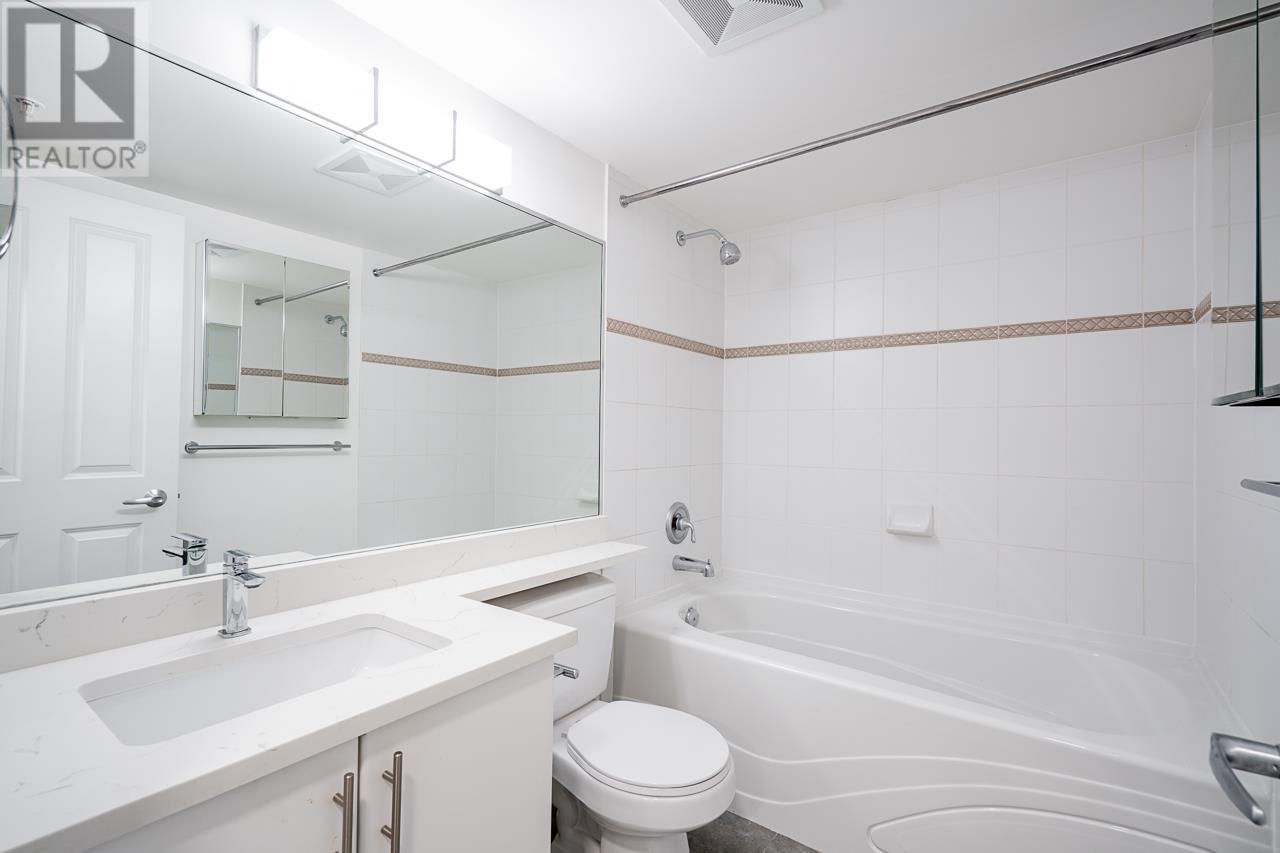 Listing Picture 9 of 40 : 705 4380 HALIFAX STREET, Burnaby / 本拿比 - 魯藝地產 Yvonne Lu Group - MLS Medallion Club Member