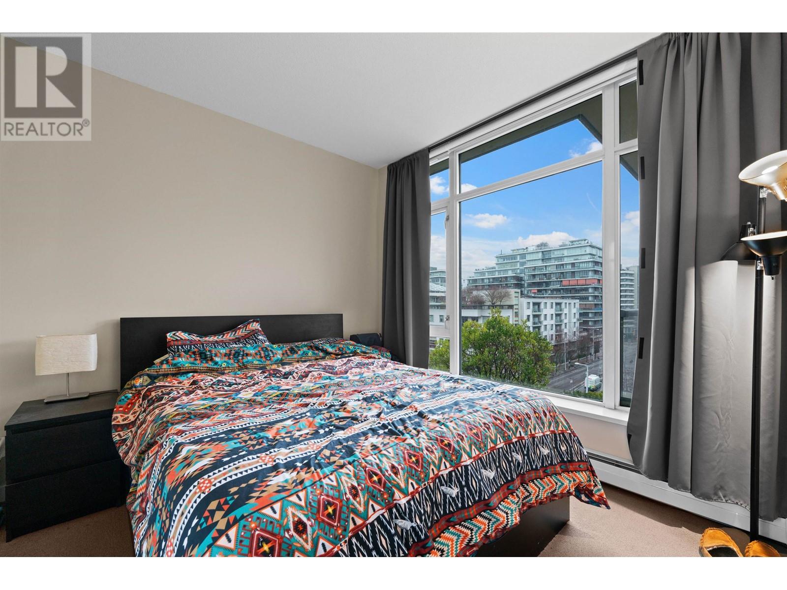 Listing Picture 15 of 29 : 704 108 W 1ST AVENUE, Vancouver / 溫哥華 - 魯藝地產 Yvonne Lu Group - MLS Medallion Club Member