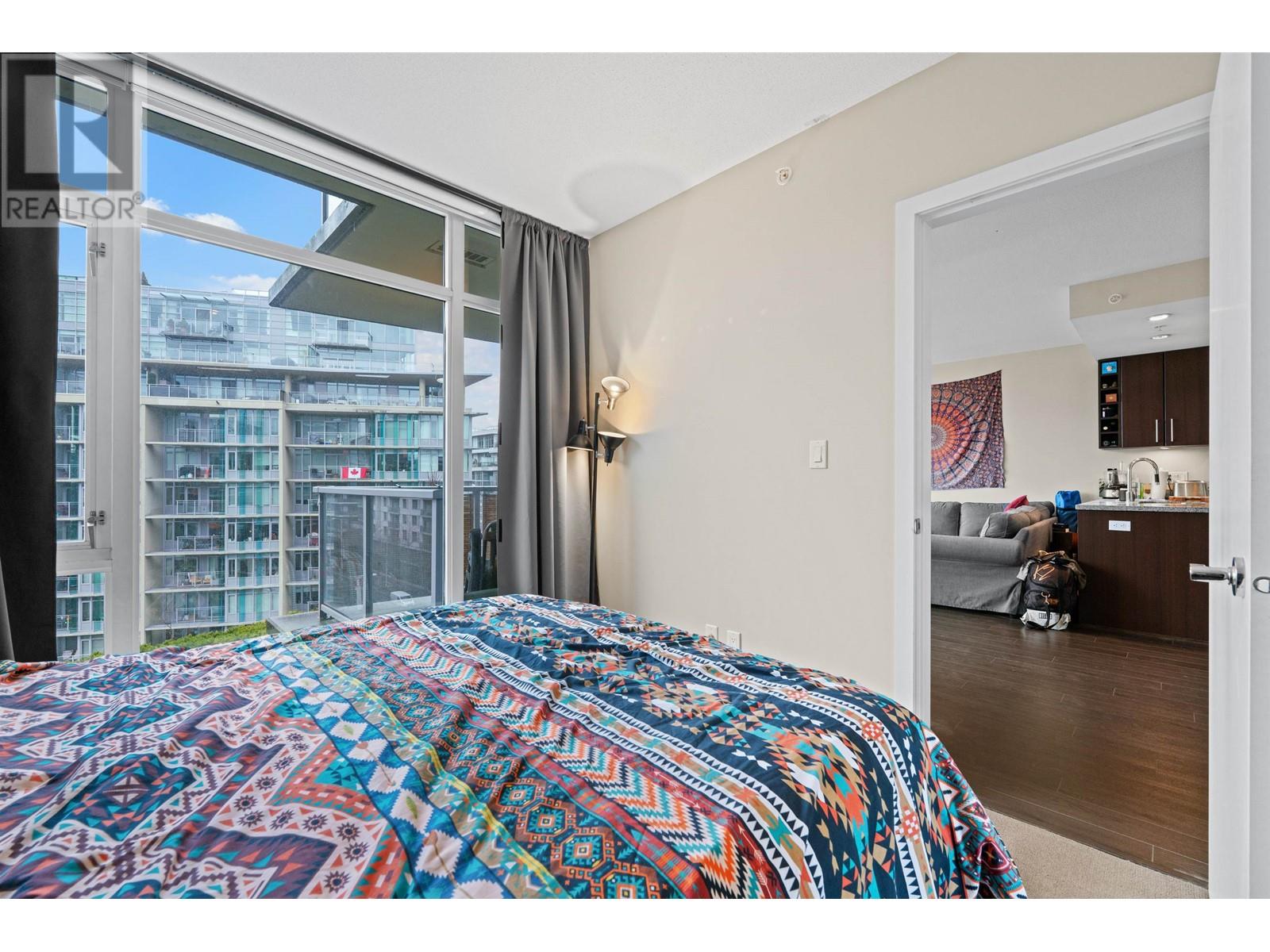 Listing Picture 17 of 29 : 704 108 W 1ST AVENUE, Vancouver / 溫哥華 - 魯藝地產 Yvonne Lu Group - MLS Medallion Club Member