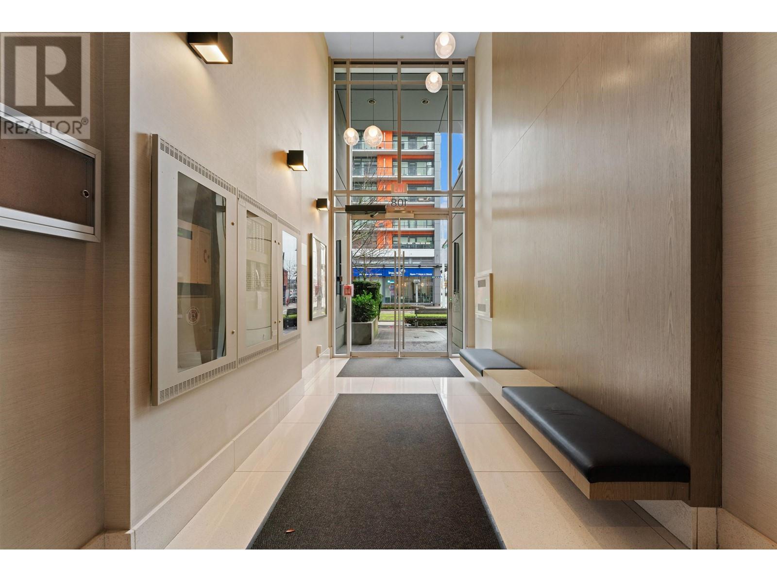 Listing Picture 23 of 29 : 704 108 W 1ST AVENUE, Vancouver / 溫哥華 - 魯藝地產 Yvonne Lu Group - MLS Medallion Club Member