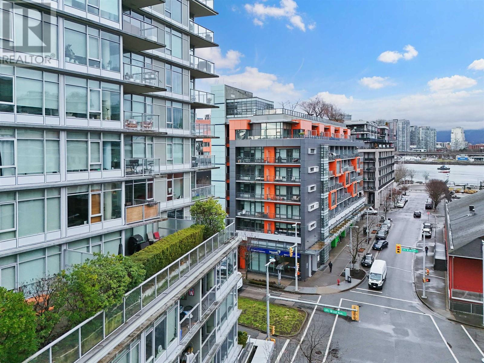 Listing Picture 24 of 29 : 704 108 W 1ST AVENUE, Vancouver / 溫哥華 - 魯藝地產 Yvonne Lu Group - MLS Medallion Club Member