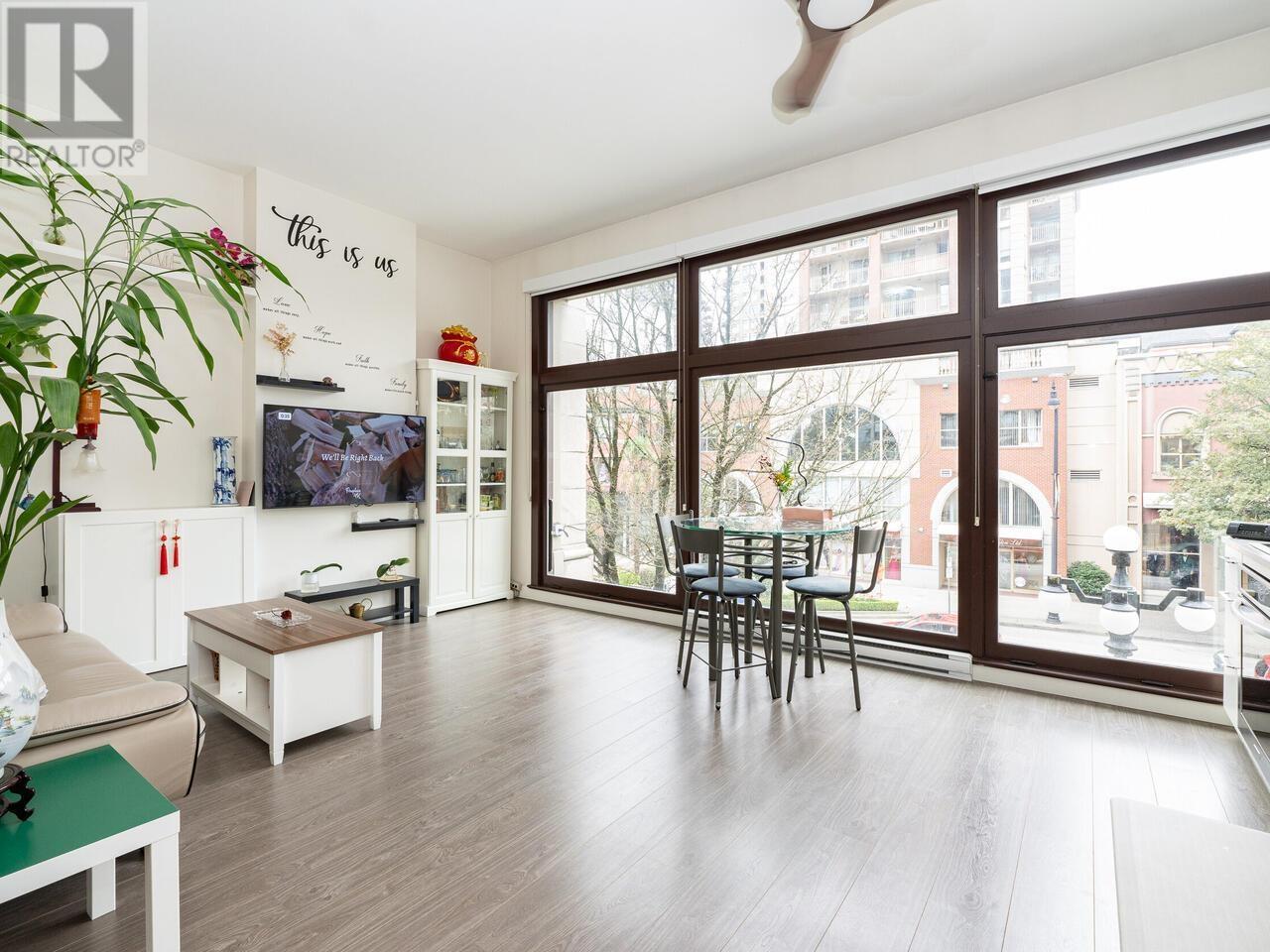 304 668 Columbia Street, New Westminster, British Columbia  V3M 1A9 - Photo 8 - R2969725